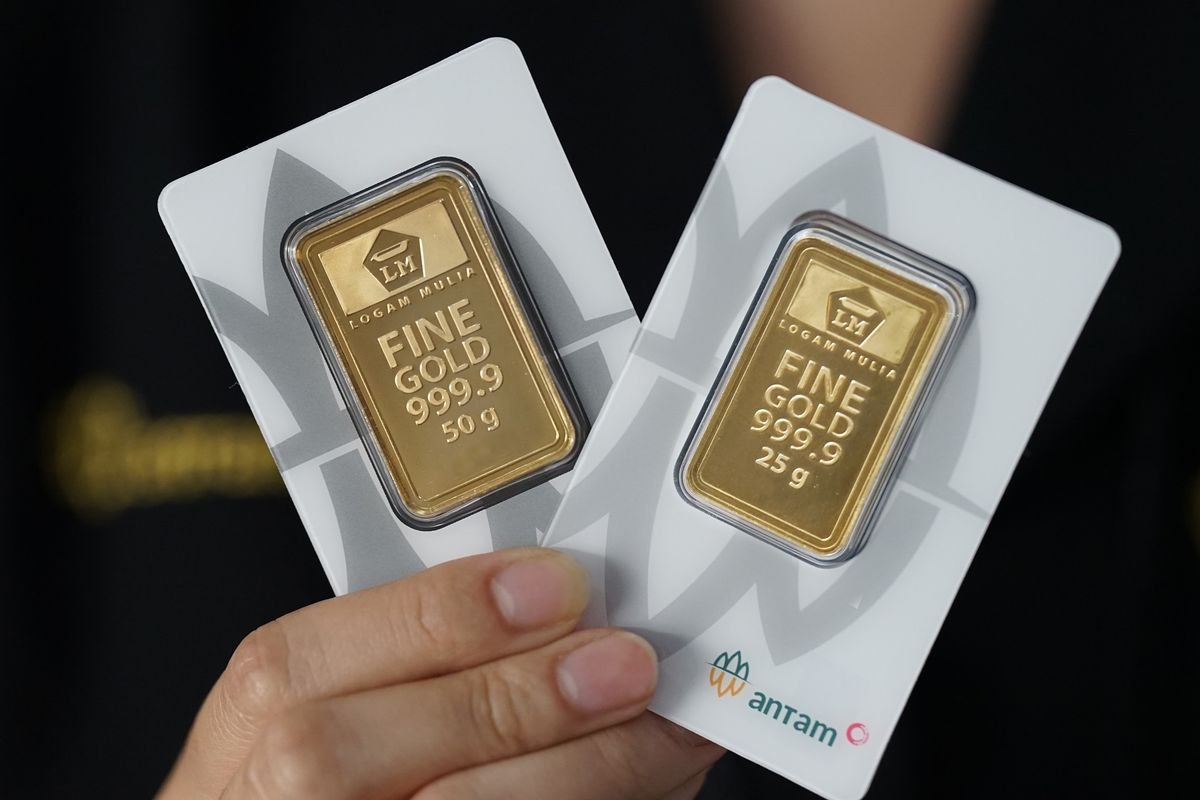Harga Emas Pegadaian Hari Ini Naik: UBS Tembus Rp2.439.000, Galeri24 Sentuh Rp2.416.000 per Gram Harga Emas Pegadaian Hari Ini Naik: UBS Tembus Rp2.439.000, Galeri24 Sentuh Rp2.416.000 per Gram