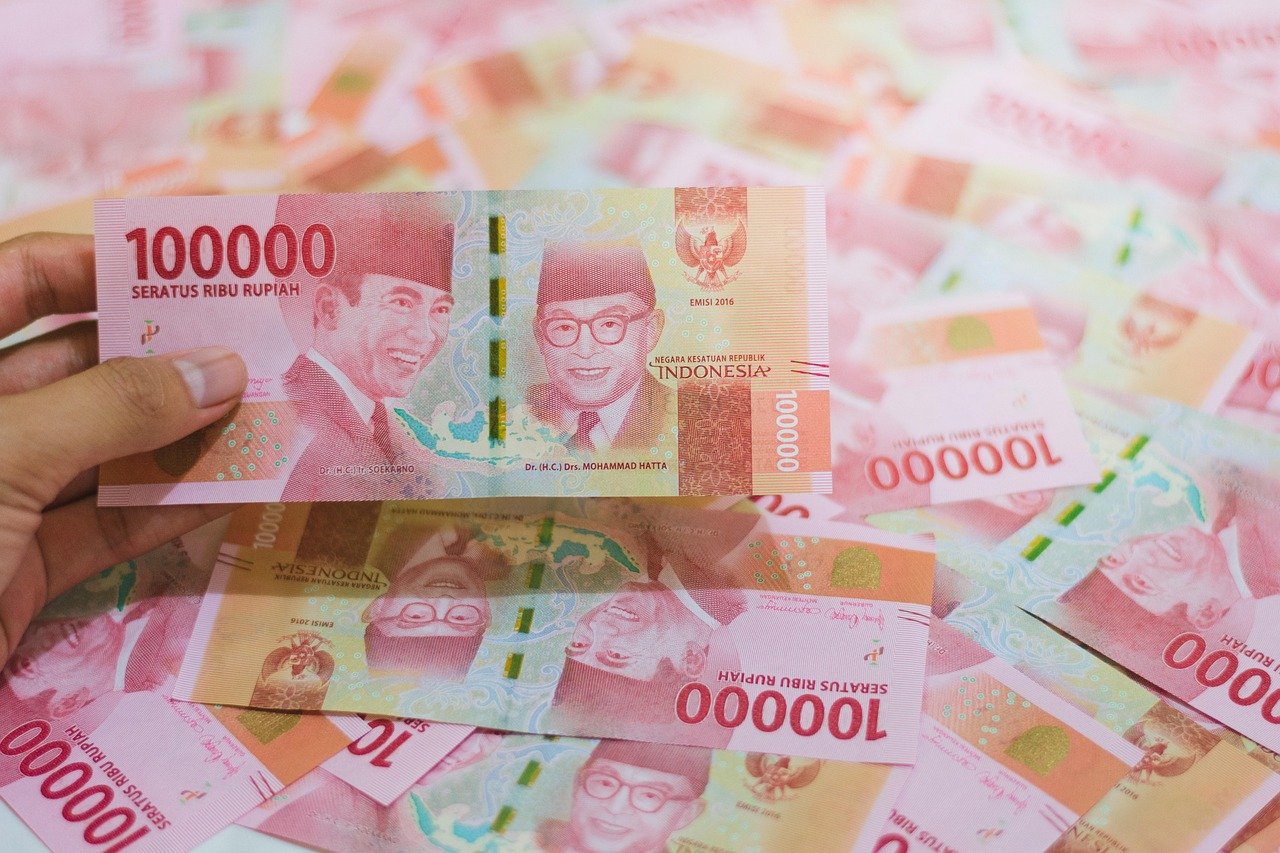 Rupiah Menguat 5 Poin Jadi Rp16.731 per Dolar AS di Pembukaan Jumat