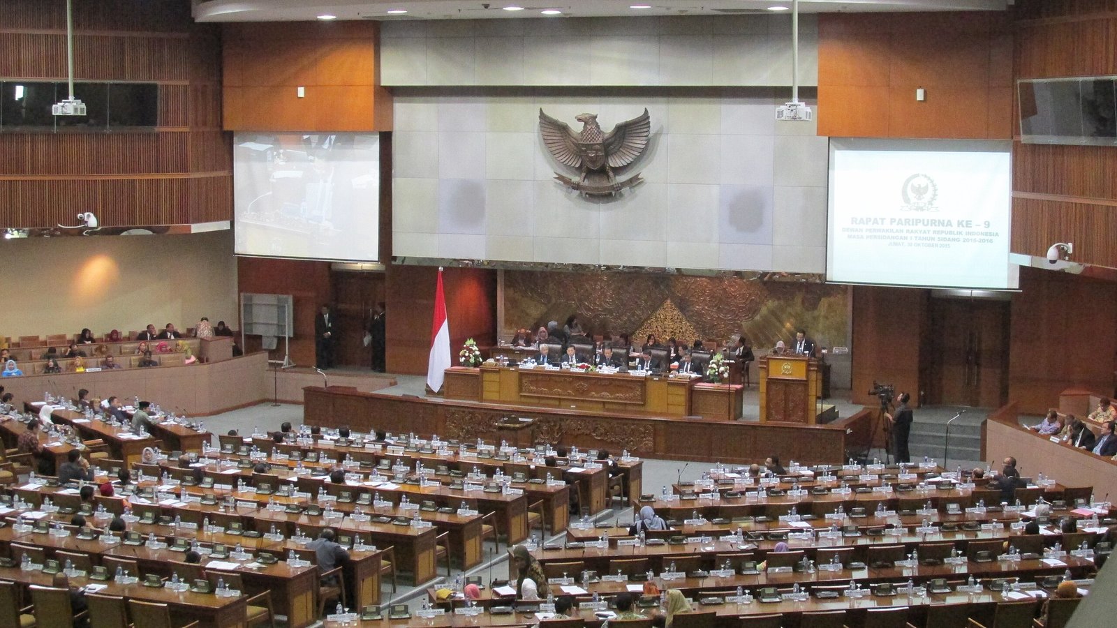 DPR RI Setujui UU Pengelolaan Ruang Udara: Aturan Baru untuk Keamanan dan Teknologi Keudaraan