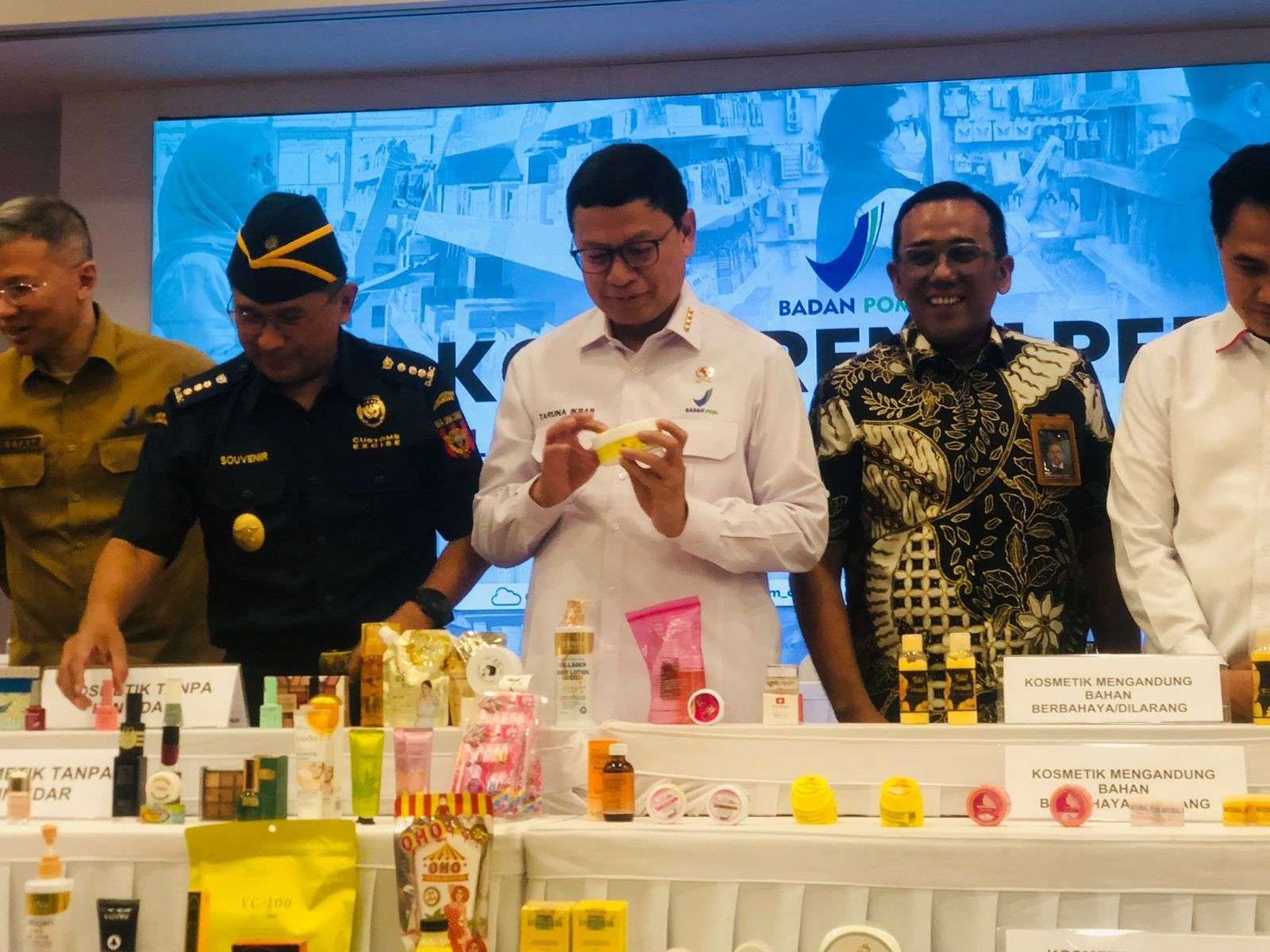 Bea Cukai Perketat Batas Masuk Kosmetik untuk Cegah Produk Ilegal di Indonesia