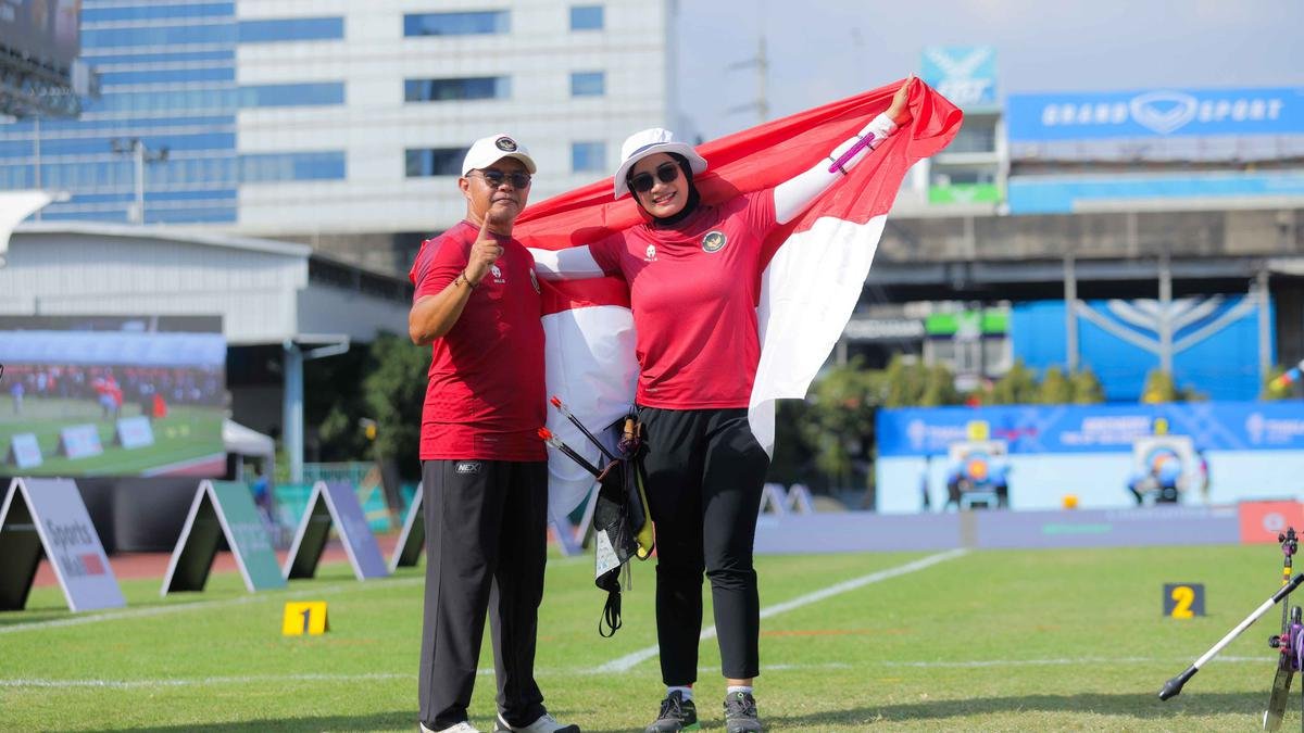 Diananda dan Riau Egha Persembahkan 2 Emas Panahan Indonesia di SEA Games 2025 Diananda dan Riau Egha Persembahkan 2 Emas Panahan Indonesia di SEA Games 2025