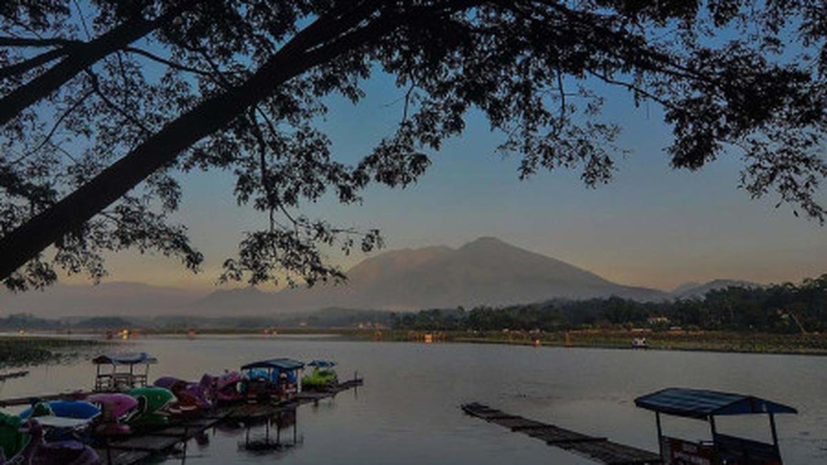 Rekomendasi Wisata Garut Paling Viral: Gunung, Pantai, Air Panas hingga Spot Instagramable