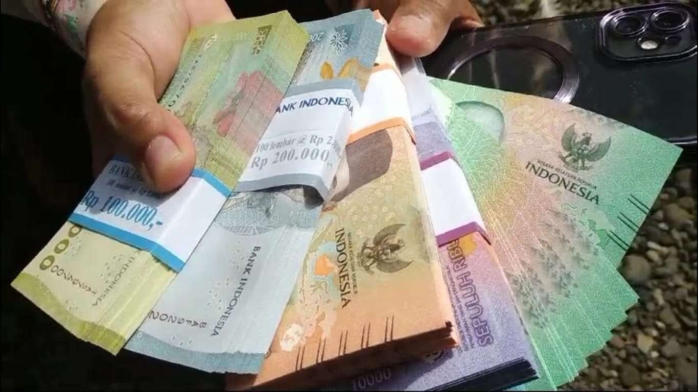 BI Kaltim Siapkan Rp4,8 Triliun Uang Kartal untuk Natal 2025 dan Tahun Baru 2026 BI Kaltim Siapkan Rp4,8 Triliun Uang Kartal untuk Natal 2025 dan Tahun Baru 2026