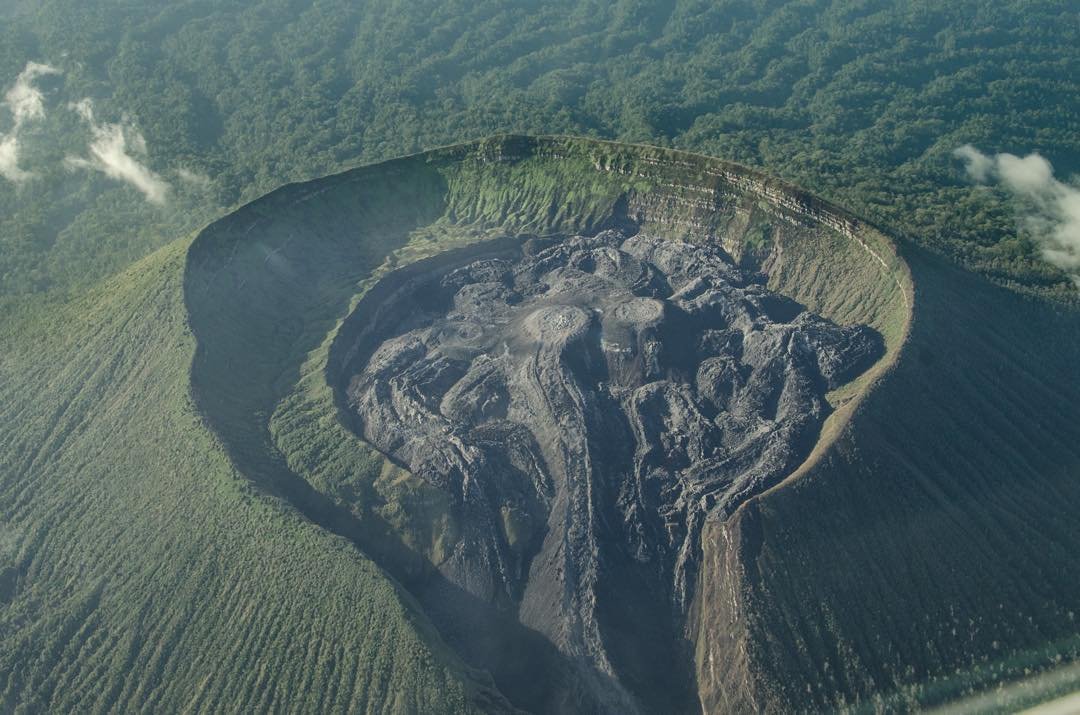 Gunung Ibu Erupsi Hari Ini: Kolom Abu Capai 600 Meter di Halmahera Barat