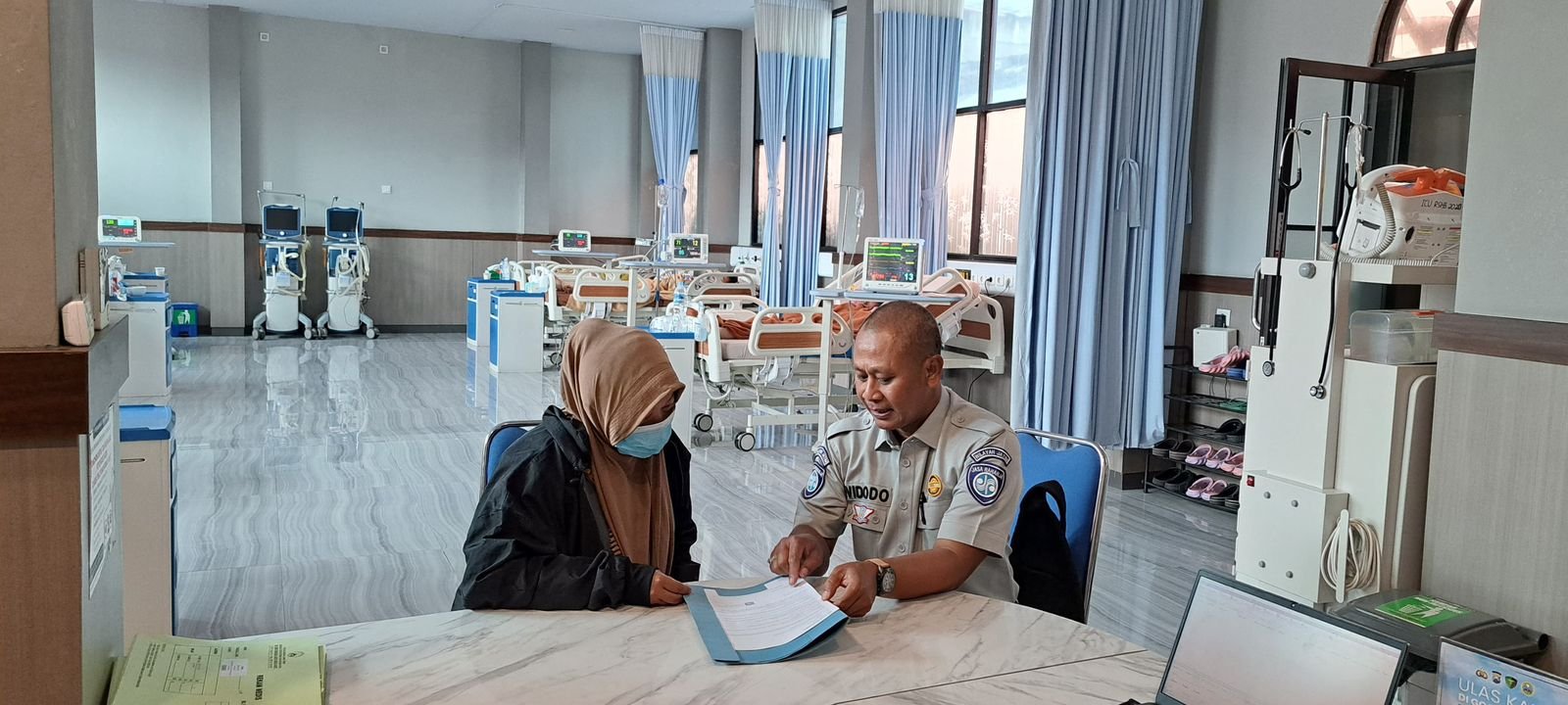Pastikan Keterjaminan Korban Kecelakaan, Jasa Raharja Cabang Malang Lakukan Kunjungan Ke Rumah Sakit Pastikan Keterjaminan Korban Kecelakaan, Jasa Raharja Cabang Malang Lakukan Kunjungan Ke Rumah Sakit