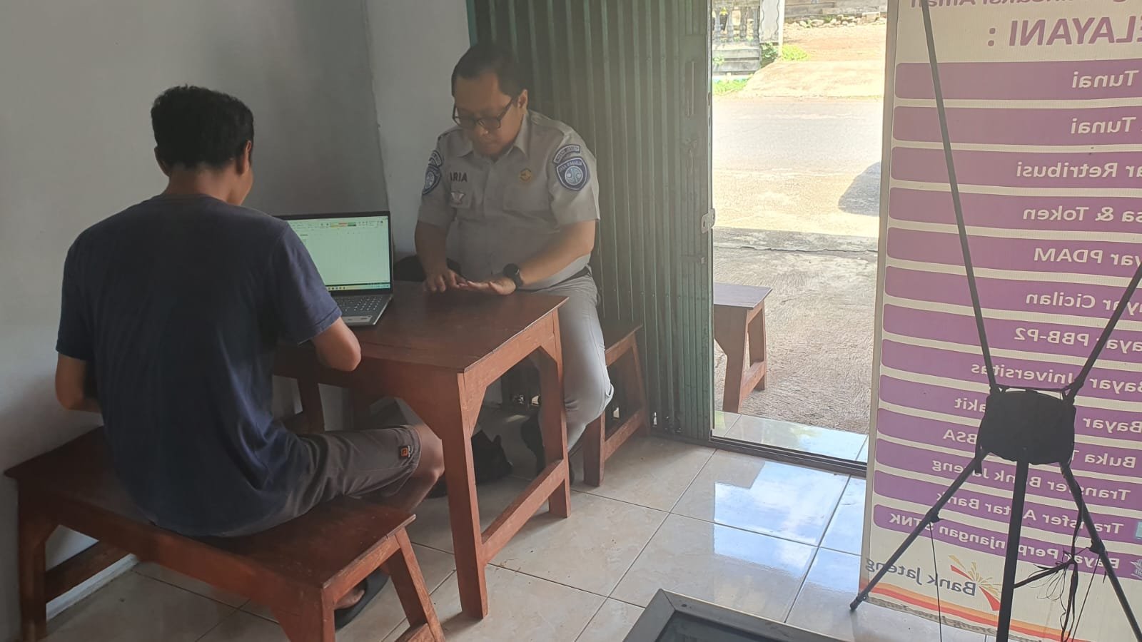 Jasa Raharja Pati dan Samsat Pati Monitoring Layanan di BUMDes Purwo Agung Mandiri Jasa Raharja Pati dan Samsat Pati Monitoring Layanan di BUMDes Purwo Agung Mandiri