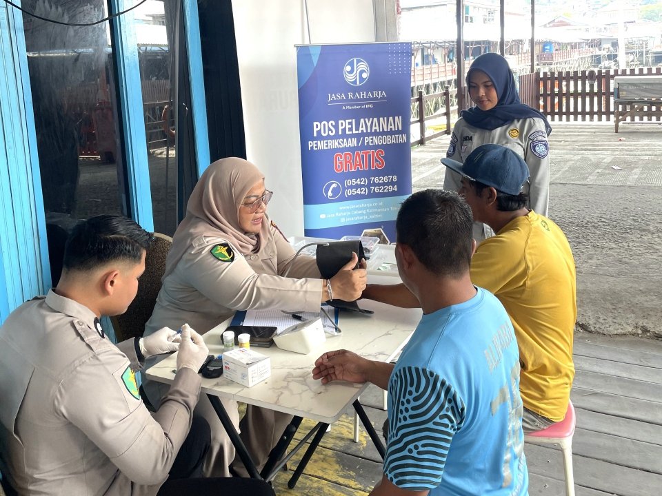 PT Jasa Raharja Kanwil Kalimantan Timur Hadirkan MUKL dan PPGD, Perkuat Keselamatan Transportasi di Dermaga Kampung Baru, Balikpapan PT Jasa Raharja Kanwil Kalimantan Timur Hadirkan MUKL dan PPGD, Perkuat Keselamatan Transportasi di Dermaga Kampung Baru, Balikpapan