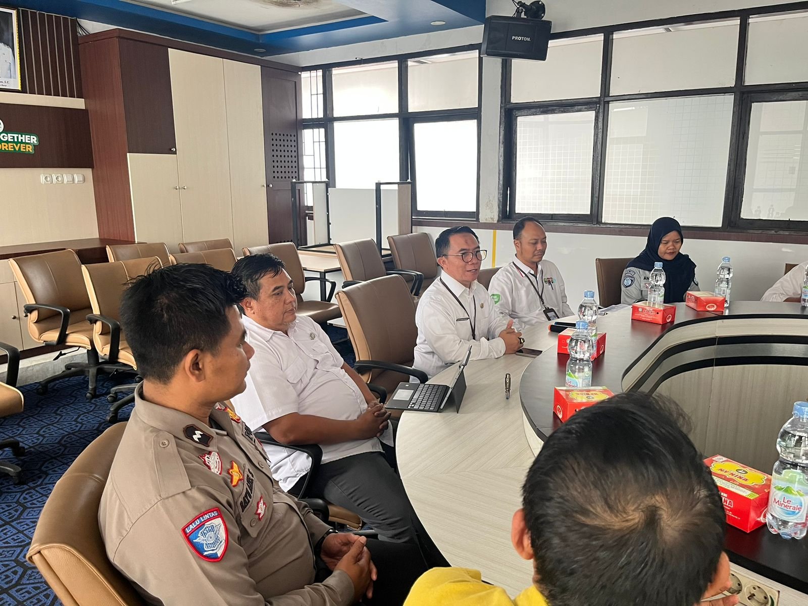 Jasa Raharja Cabang Tasikmalaya Hadiri Rapat Forum Lalu Lintas dan Angkutan Jalan Wilayah Kota Tasikmalaya Jasa Raharja Cabang Tasikmalaya Hadiri Rapat Forum Lalu Lintas dan Angkutan Jalan Wilayah Kota Tasikmalaya