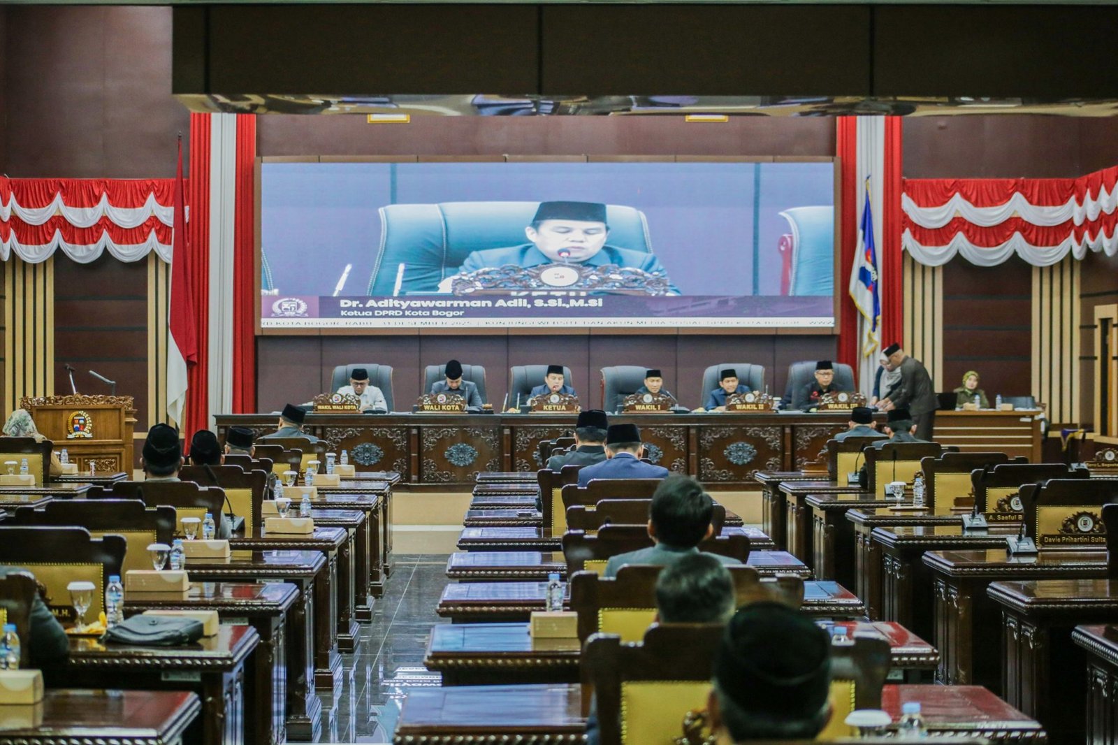 DPRD Bogor Sahkan Perda Bangunan Gedung dan Lambang Daerah