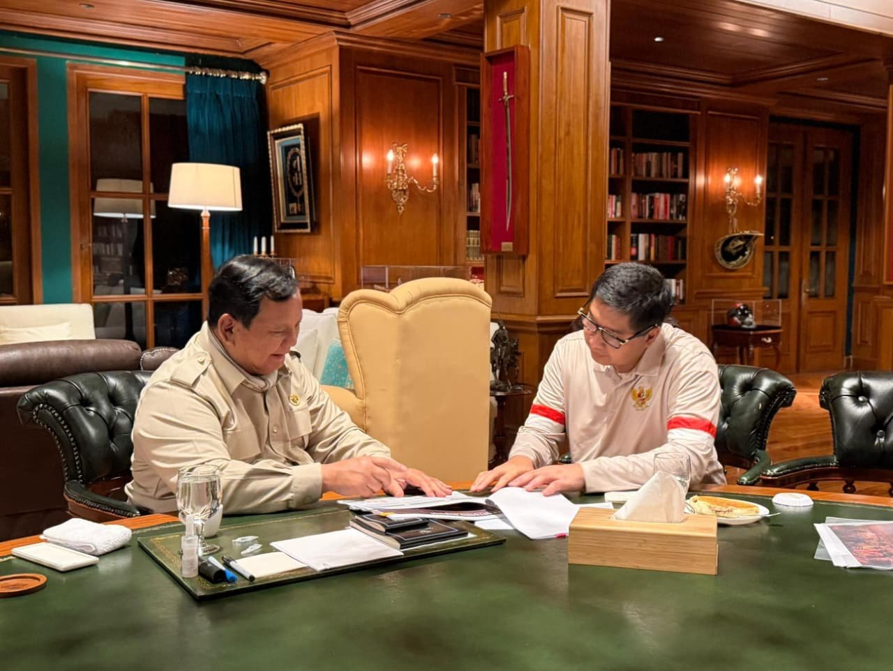 Hambalang: Presiden Prabowo Diskusi Perkembangan Proyek Hunian Terjangkau Bersama Menteri Maruarar