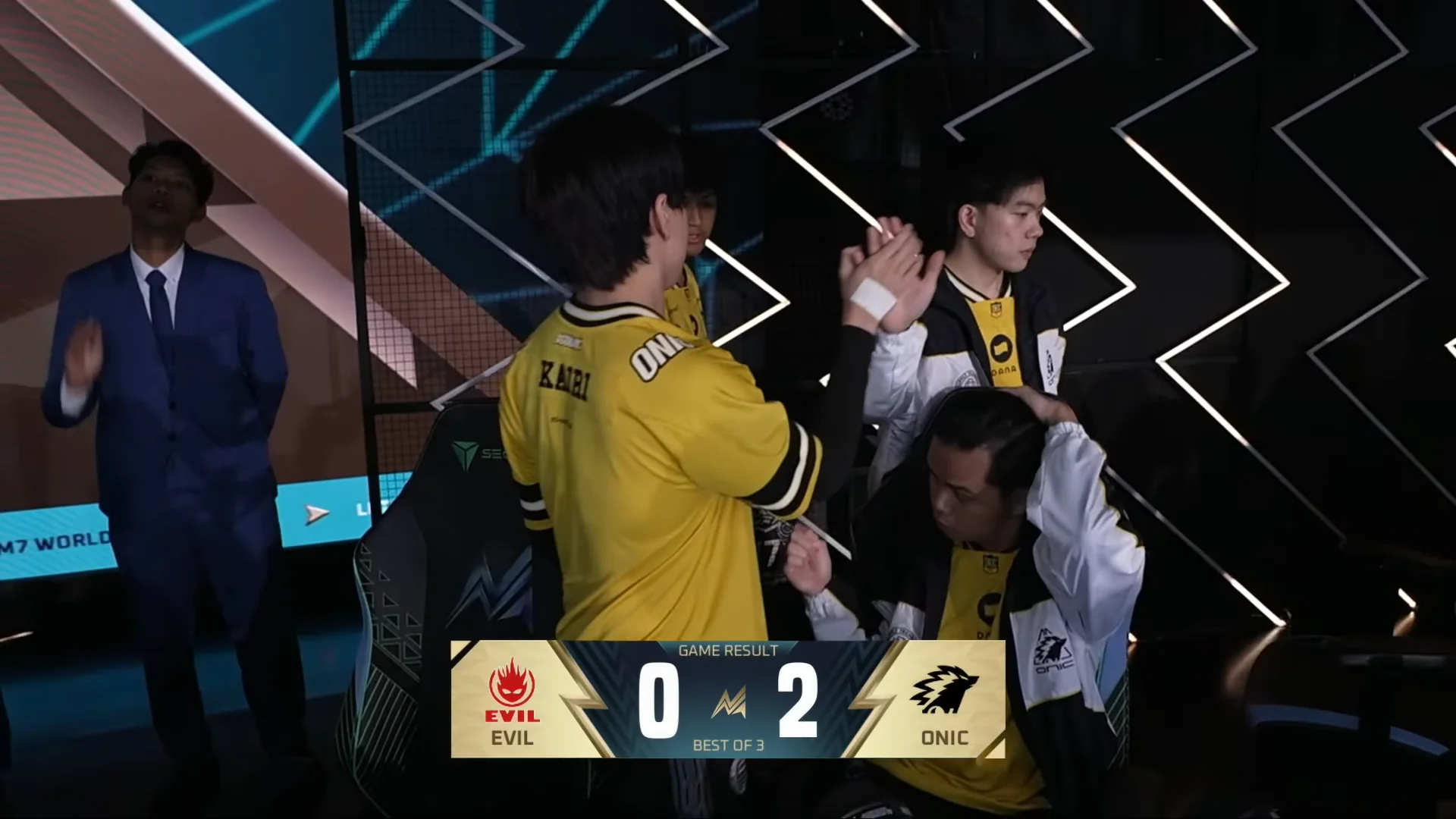 Menang Telak atas Evil, Onic Perpanjang Napas di M7 World Championship Menang Telak atas Evil, Onic Perpanjang Napas di M7 World Championship
