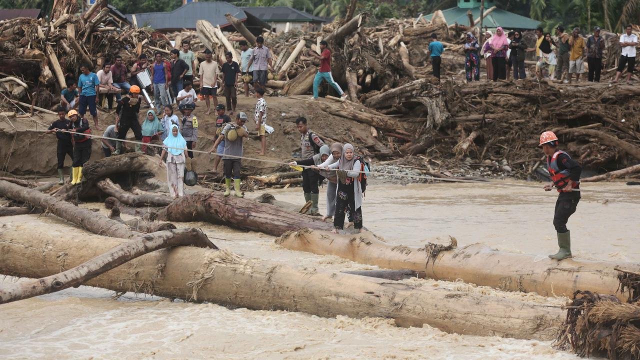 Komisi V DPR Minta Kemen PU dan Kemenhub Segera Tangani Sungai Pascabencana Sumatera Komisi V DPR Minta Kemen PU dan Kemenhub Segera Tangani Sungai Pascabencana Sumatera