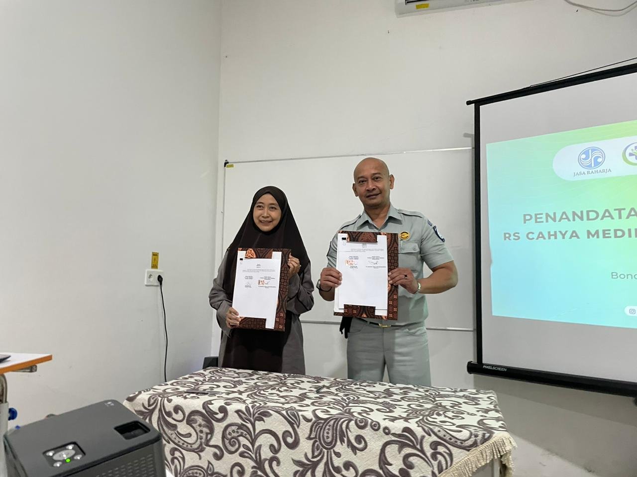 Jasa Raharja Jember dan RS Cahya Medika Bondowoso Jalin Sinergi Percepat Penjaminan Korban Kecelakaan Jasa Raharja Jember dan RS Cahya Medika Bondowoso Jalin Sinergi Percepat Penjaminan Korban Kecelakaan
