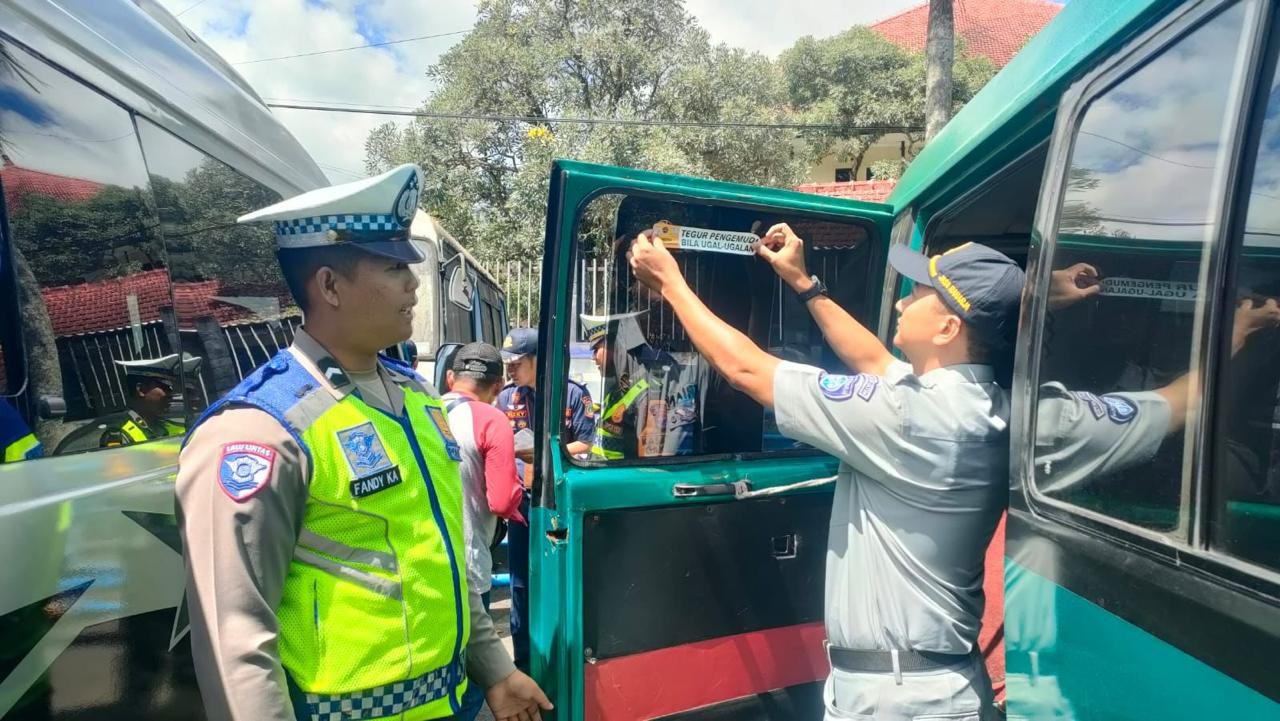 Jasa Raharja Cabang Malang Bersama Instansi Terkait Laksanakan Rampcheck Kendaraan Umum di Terminal Talangagung Kepanjen Jasa Raharja Cabang Malang Bersama Instansi Terkait Laksanakan Rampcheck Kendaraan Umum di Terminal Talangagung Kepanjen