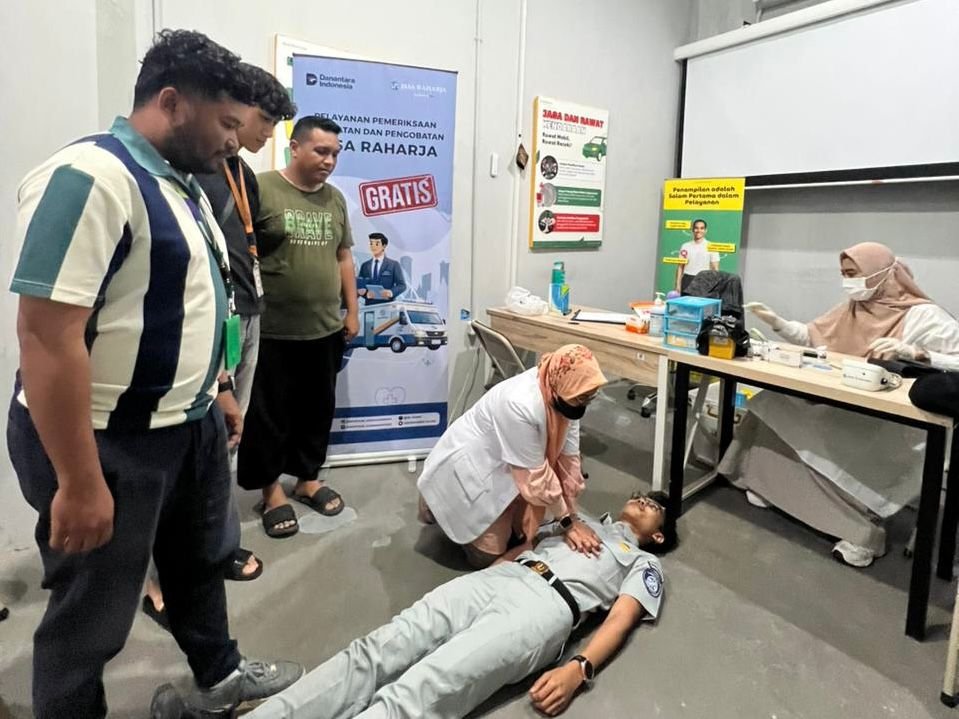 Tingkatkan Keselamatan Berkendara, Jasa Raharja Sulsel Gelar Pemeriksaan Kesehatan Gratis dan PPGD di TPI Makassar Tingkatkan Keselamatan Berkendara, Jasa Raharja Sulsel Gelar Pemeriksaan Kesehatan Gratis dan PPGD di TPI Makassar