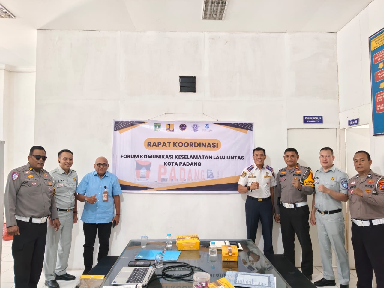 FKLL Februari 2026: Jasa Raharja Sumbar dan Mitra Bedah 7 Titik Rawan Laka di Kota Padang, Langkah Nyata Tekan Angka Kecelakaan FKLL Februari 2026: Jasa Raharja Sumbar dan Mitra Bedah 7 Titik Rawan Laka di Kota Padang, Langkah Nyata Tekan Angka Kecelakaan