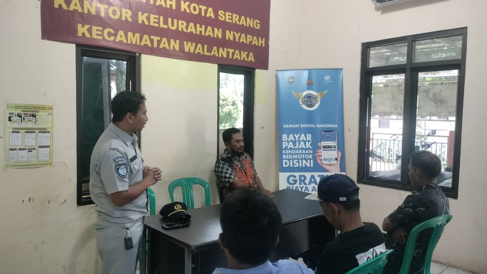 Jasa Raharja Kanwil Banten Laksanakan Kegiatan SIGAP Instansi dan Sosialisasi Aplikasi SIGNAL di Kantor Kelurahan Nyapah, Walantaka. Jasa Raharja Kanwil Banten Laksanakan Kegiatan SIGAP Instansi dan Sosialisasi Aplikasi SIGNAL di Kantor Kelurahan Nyapah, Walantaka.