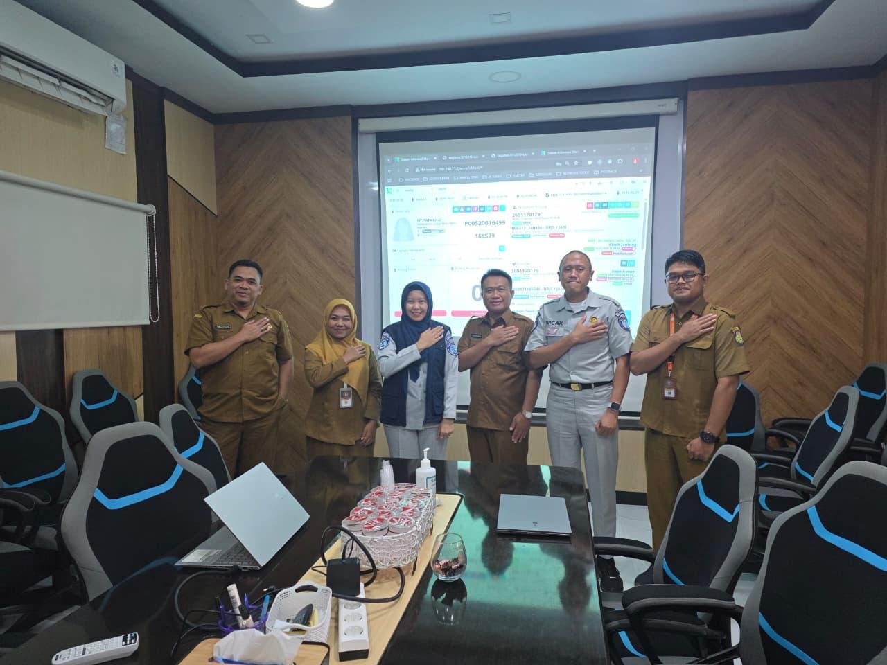 Percepat Pelayanan Santunan Korban Kecelakaan, Kepala Cabang Jasa Raharja Indramayu Kunjungi Tiga Rumah Sakit Pareto Percepat Pelayanan Santunan Korban Kecelakaan, Kepala Cabang Jasa Raharja Indramayu Kunjungi Tiga Rumah Sakit Pareto