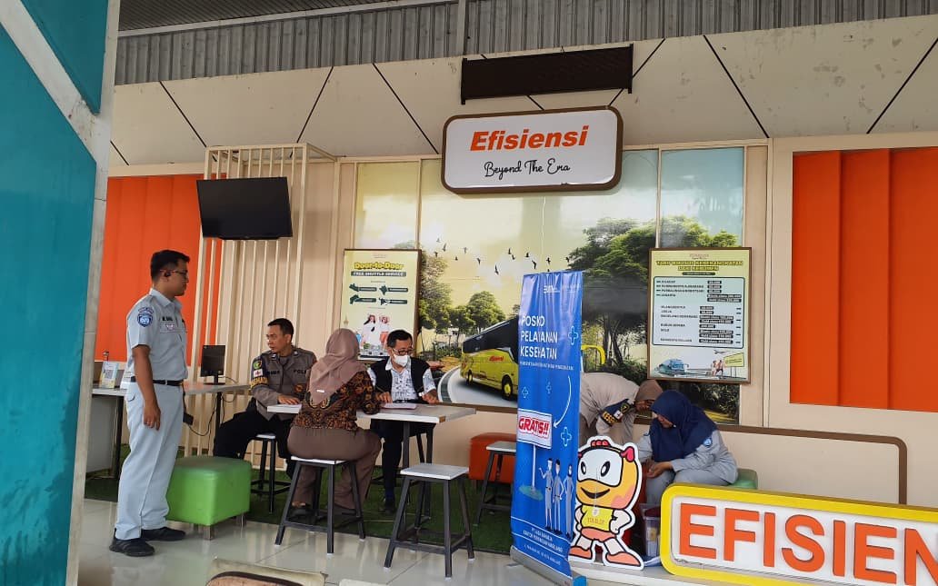 Jasa Raharja Cabang Magelang Gelar Pemeriksaan Kesehatan Gratis di PO Sarigede dan PO Efisiensi Kebumen dalam Upaya Pencegahan Kecelakaan Jasa Raharja Cabang Magelang Gelar Pemeriksaan Kesehatan Gratis di PO Sarigede dan PO Efisiensi Kebumen dalam Upaya Pencegahan Kecelakaan