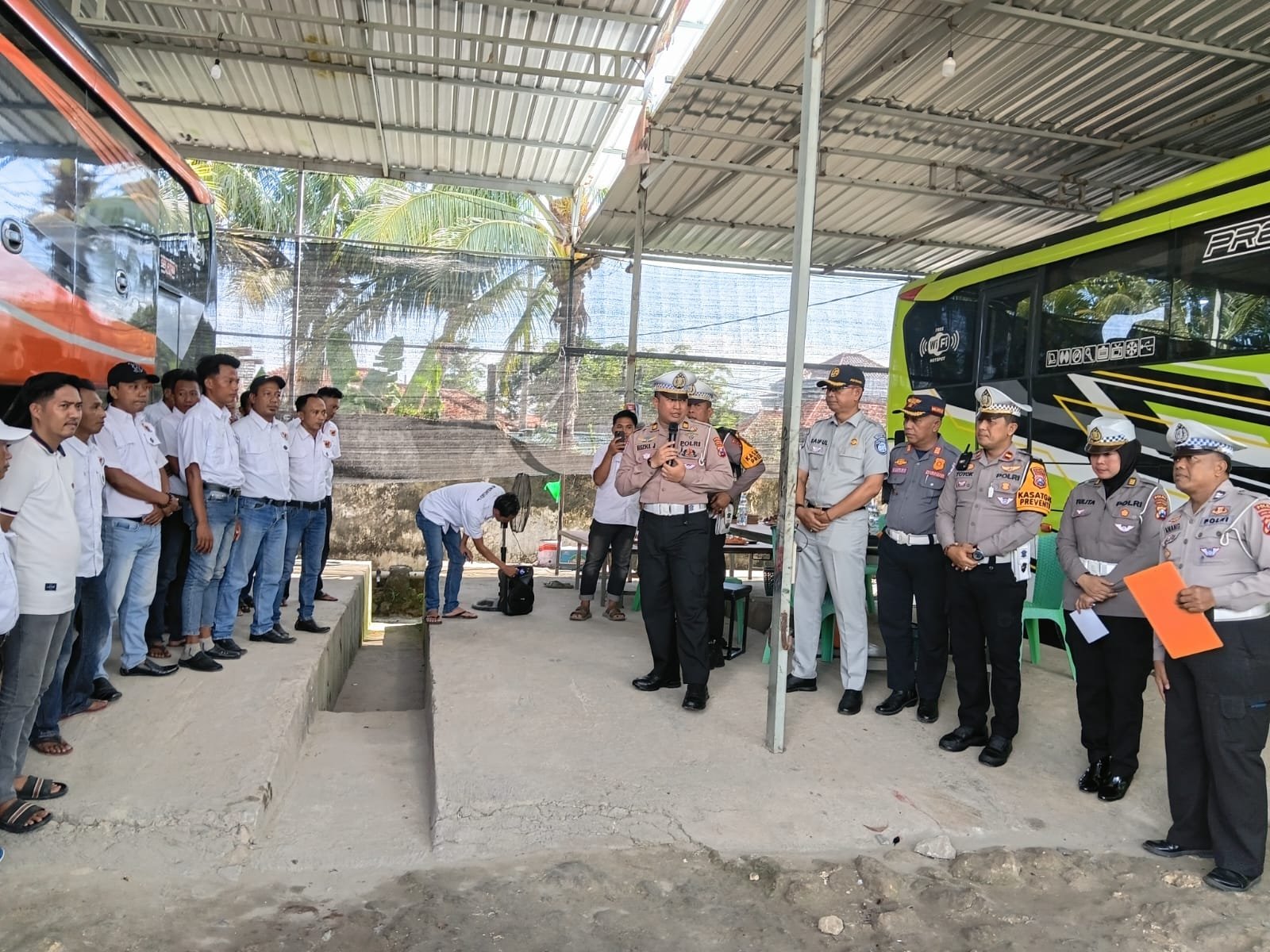 Jasa Raharja Cabang Pamekasan ikuti Rampcheck Bus AKAP dan AKDP di Wilayah Madura Jasa Raharja Cabang Pamekasan ikuti Rampcheck Bus AKAP dan AKDP di Wilayah Madura