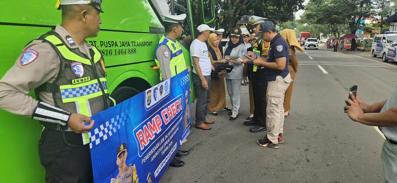 Jasa Raharja Bersama Instansi Terkait Gelar Razia Gabungan dan Rampcheck di Kota Metro Jasa Raharja Bersama Instansi Terkait Gelar Razia Gabungan dan Rampcheck di Kota Metro
