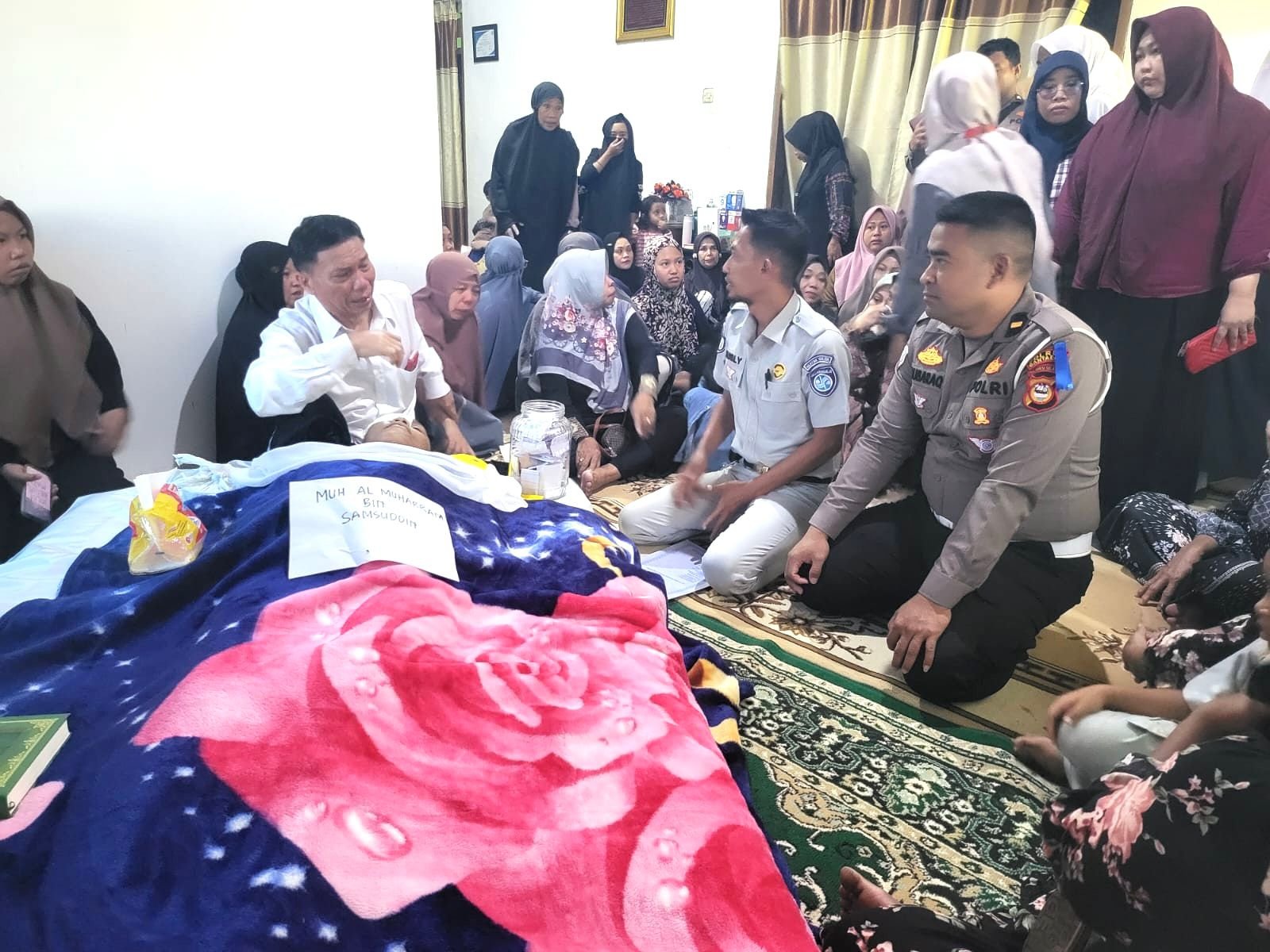 Jasa Raharja Sulsel Gerak Cepat Santuni Keluarga Korban Laka Bantaeng Jasa Raharja Sulsel Gerak Cepat Santuni Keluarga Korban Laka Bantaeng