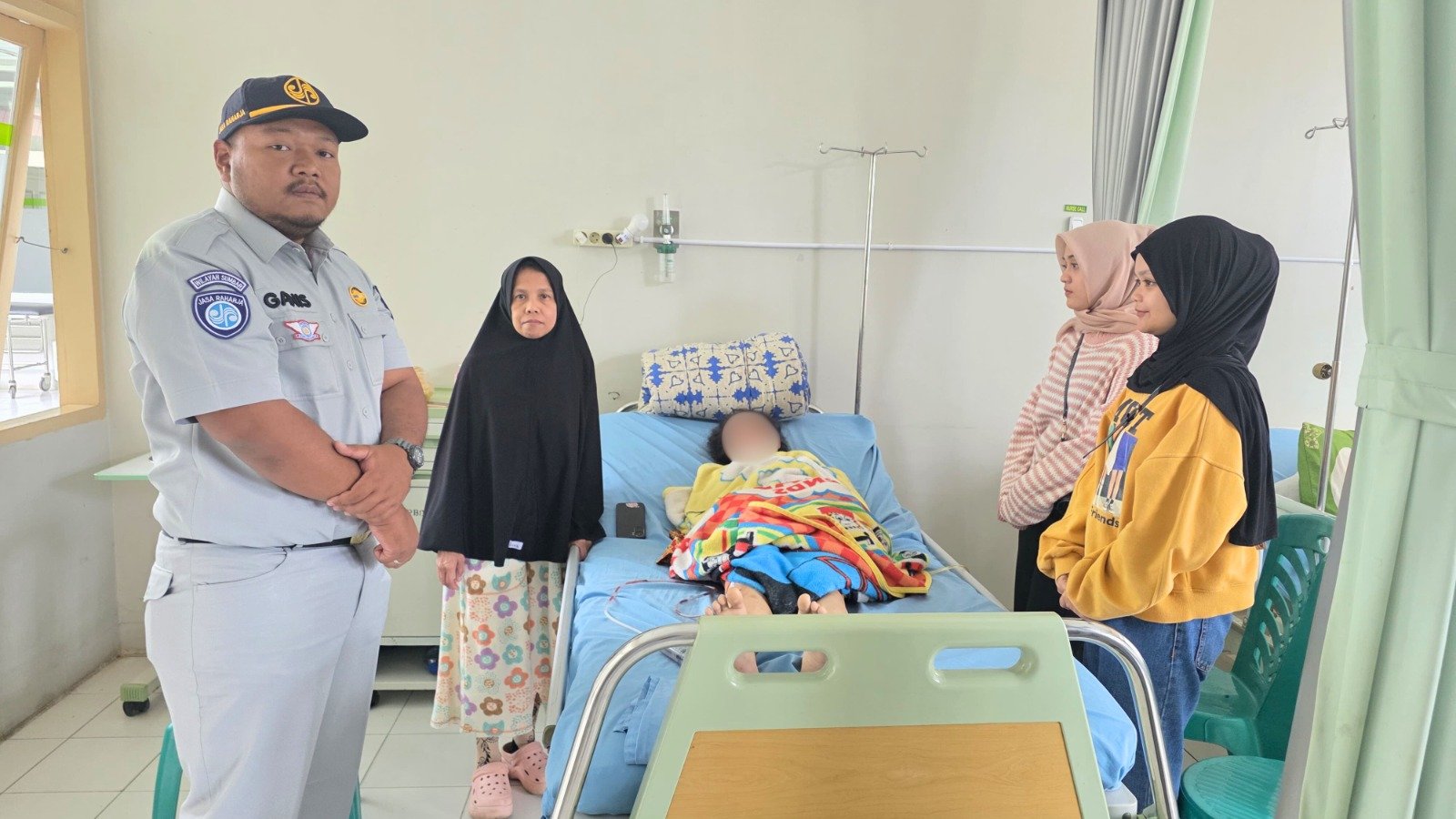 Jasa Raharja Bukittinggi Kunjungi Sejumlah Rumah Sakit, Percepat Layanan Korban Laka dan Optimalkan Sistem JR Care Jasa Raharja Bukittinggi Kunjungi Sejumlah Rumah Sakit, Percepat Layanan Korban Laka dan Optimalkan Sistem JR Care