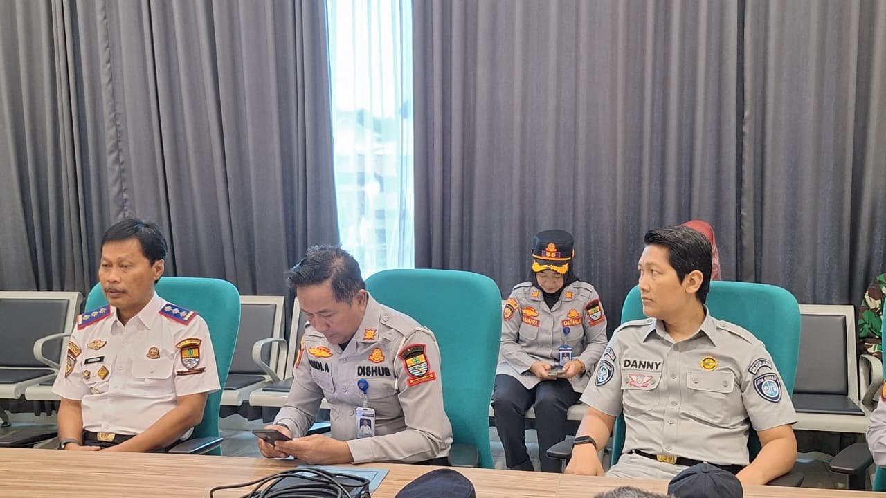Upaya Peningkatan Keselamatan Lalu Lintas Selama Idulfitri 2026, Jasa Raharja Cabang Cirebon Gelar Ramp Check dan Forum Lalu Lintas dan Angkutan Jalan (FLLAJ) di Terminal Tipe A Harjamukti Kota Cirebon