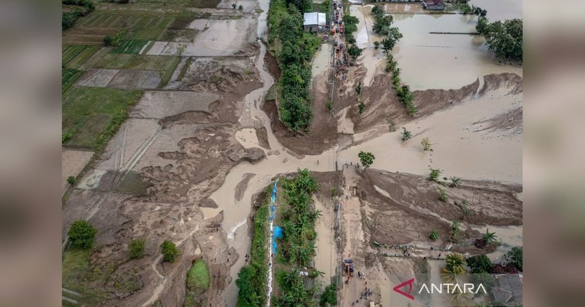 Perbaikan Tanggul Jebol di Demak Tersendat, Warga Diminta Waspada