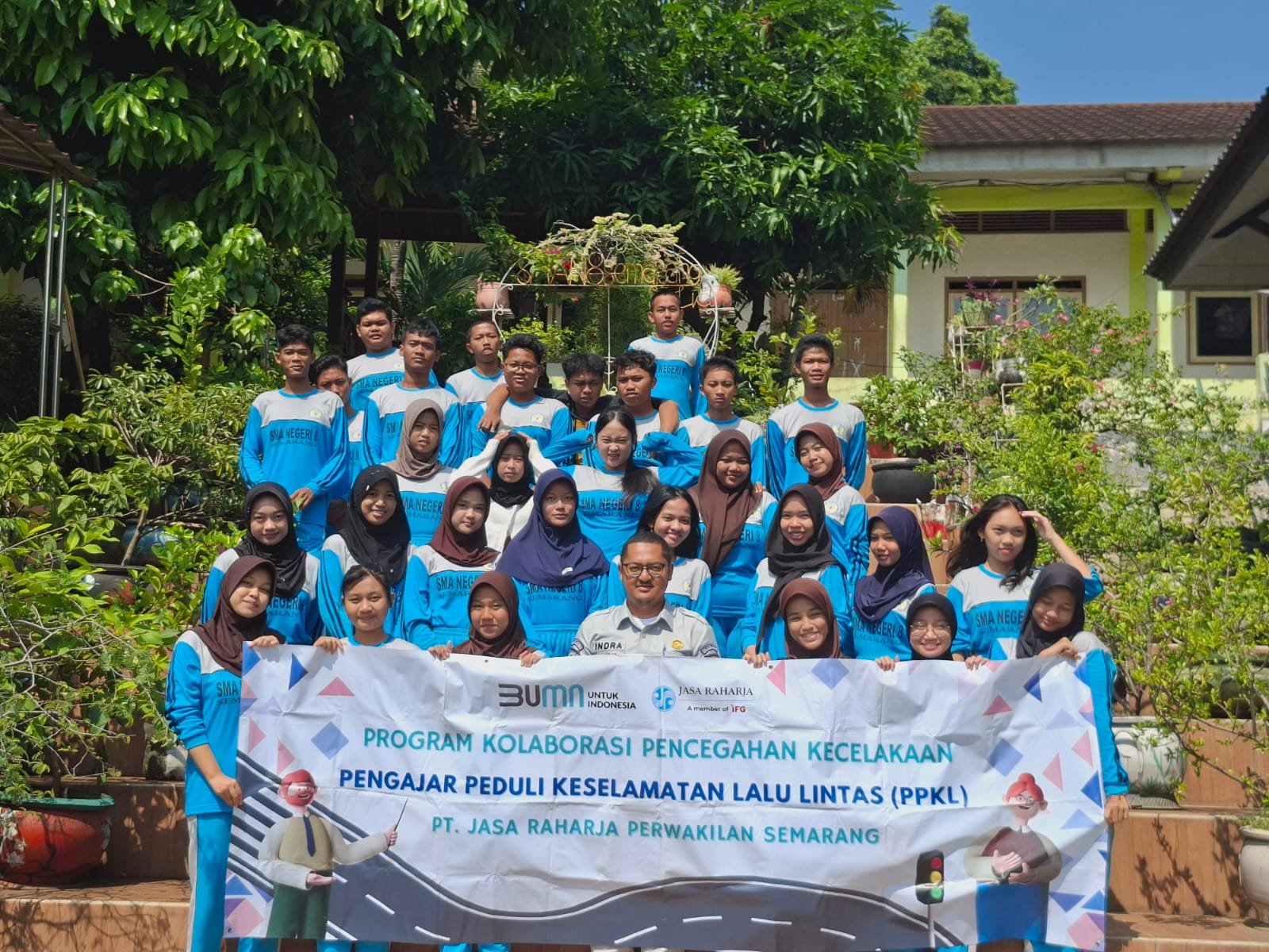 Jasa Raharja Semarang Gelar Program PPKL di SMA Negeri 8 Semarang Jasa Raharja Semarang Gelar Program PPKL di SMA Negeri 8 Semarang