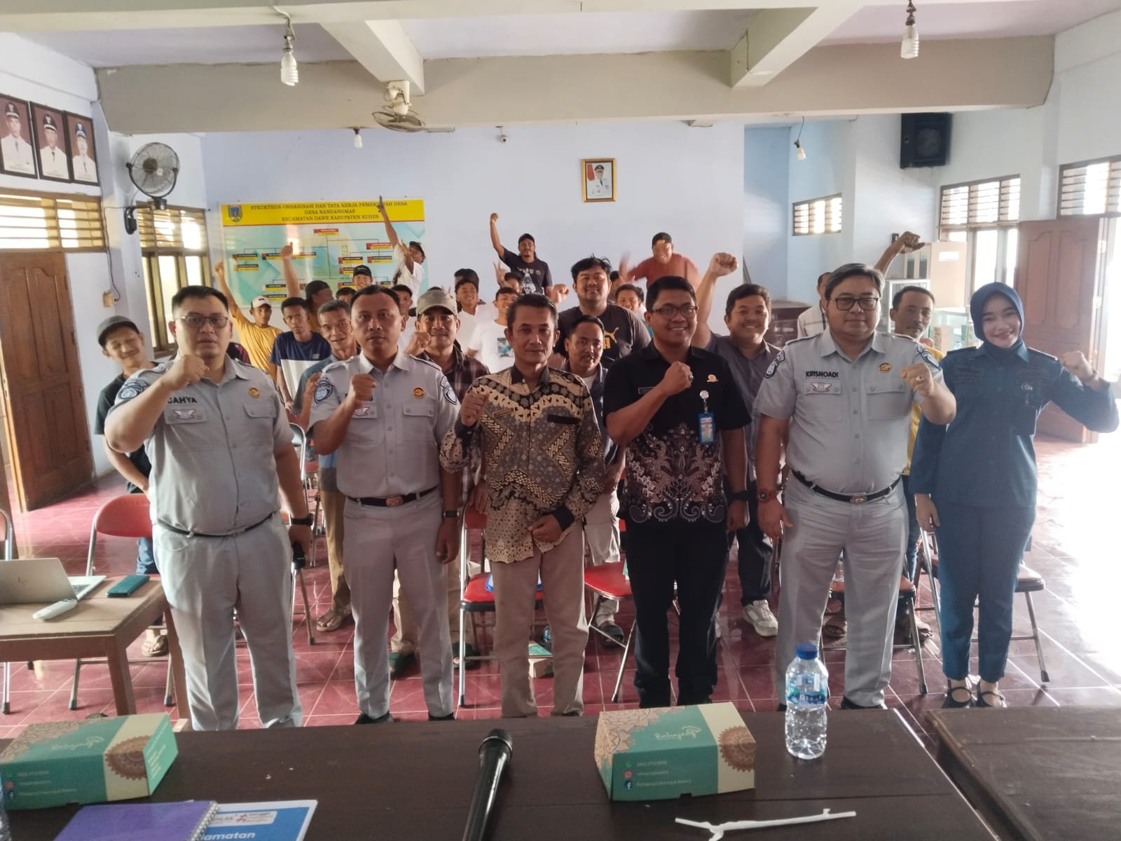 Jasa Raharja Cabang Pati Gelar Safety Campaign bagi Pengemudi dan Pengelola Perahu Wisata di Waduk Logung Kudus