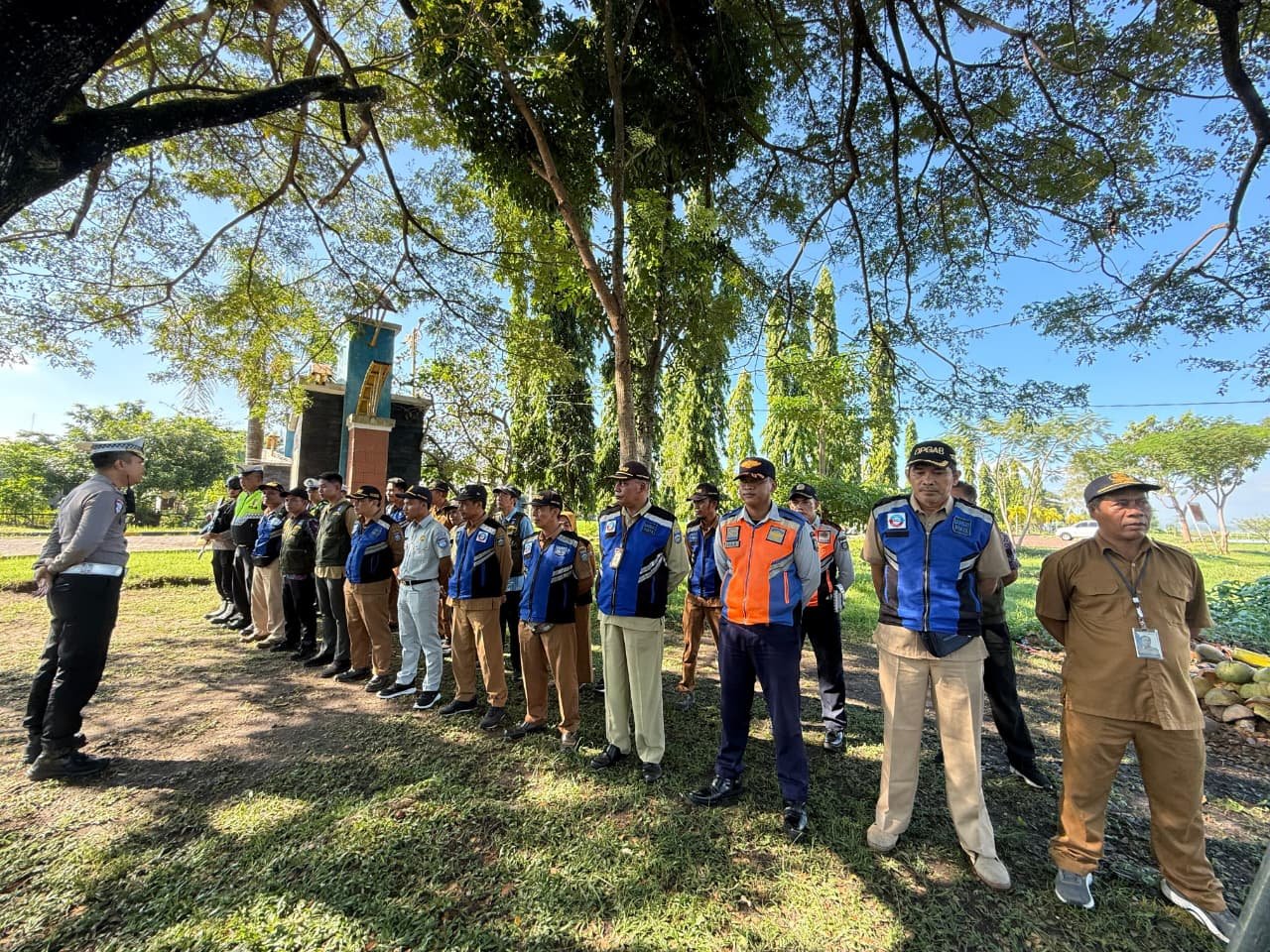Upaya Peningkatan Kesadaran Masyarakat, Jasa Raharja NTB Ikuti Operasi Gabungan di Lombok Tengah Upaya Peningkatan Kesadaran Masyarakat, Jasa Raharja NTB Ikuti Operasi Gabungan di Lombok Tengah
