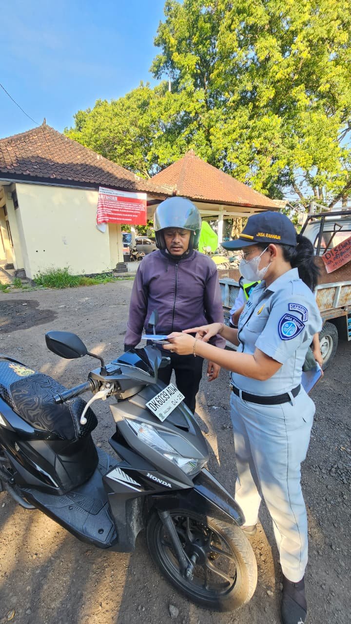 Dorong Keselamatan Jalan, Operasi Gabungan Denpasar Kedepankan Pendekatan Humanis Dorong Keselamatan Jalan, Operasi Gabungan Denpasar Kedepankan Pendekatan Humanis