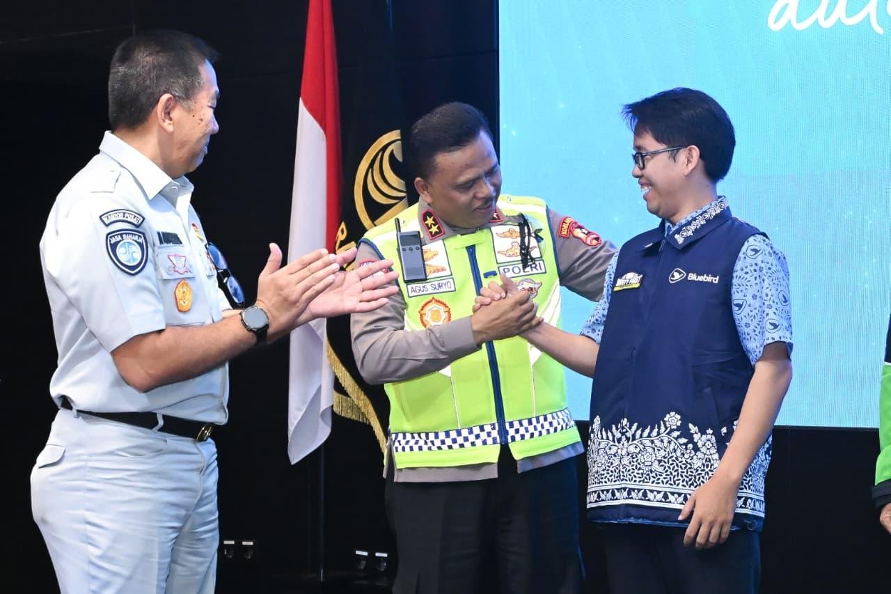Jasa Raharja Gandeng Komunitas Pengemudi Online sebagai Komunitas Peduli Keselamatan