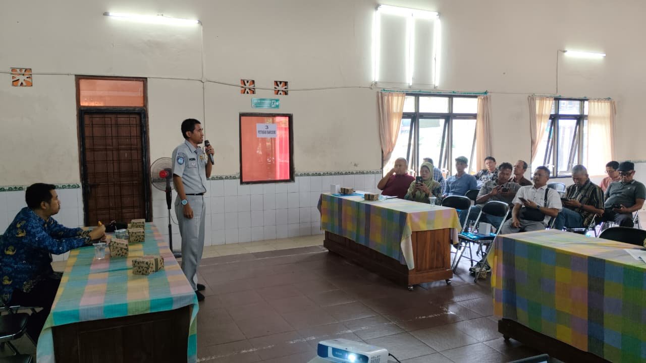 Tingkatkan Kesadaran Pajak, Tim Pembina Samsat Salatiga Sosialisasikan Manfaat Pajak dan Perlindungan Laka Lantas di Kelurahan Bugel Tingkatkan Kesadaran Pajak, Tim Pembina Samsat Salatiga Sosialisasikan Manfaat Pajak dan Perlindungan Laka Lantas di Kelurahan Bugel