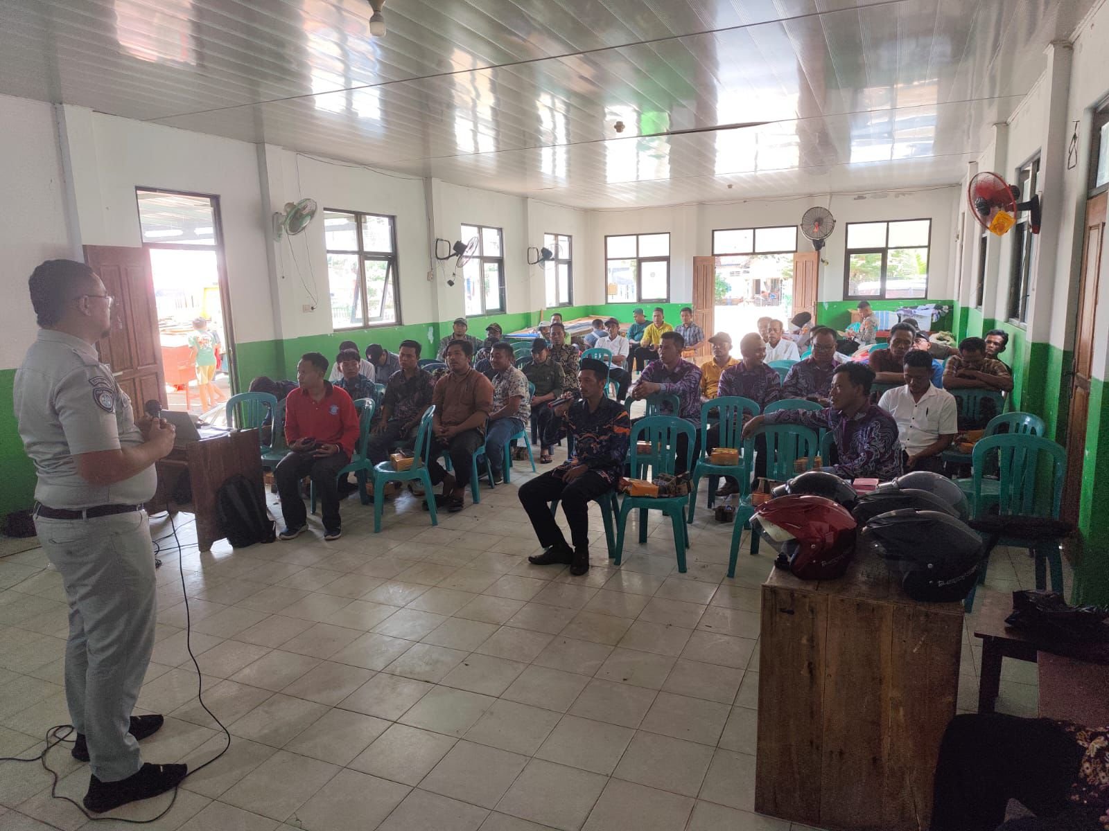 Kolaborasi Keselamatan Berlalu Lintas, Jasa Raharja Metro Gelar Intervensi Keselamatan di Labuhan Maringgai Kolaborasi Keselamatan Berlalu Lintas, Jasa Raharja Metro Gelar Intervensi Keselamatan di Labuhan Maringgai