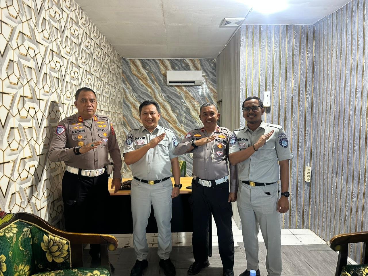 Perkuat Sinergitas, Jasa Raharja Sulsel dan Polres Jeneponto Berkolaborasi Tekan Angka Lakalantas Perkuat Sinergitas, Jasa Raharja Sulsel dan Polres Jeneponto Berkolaborasi Tekan Angka Lakalantas