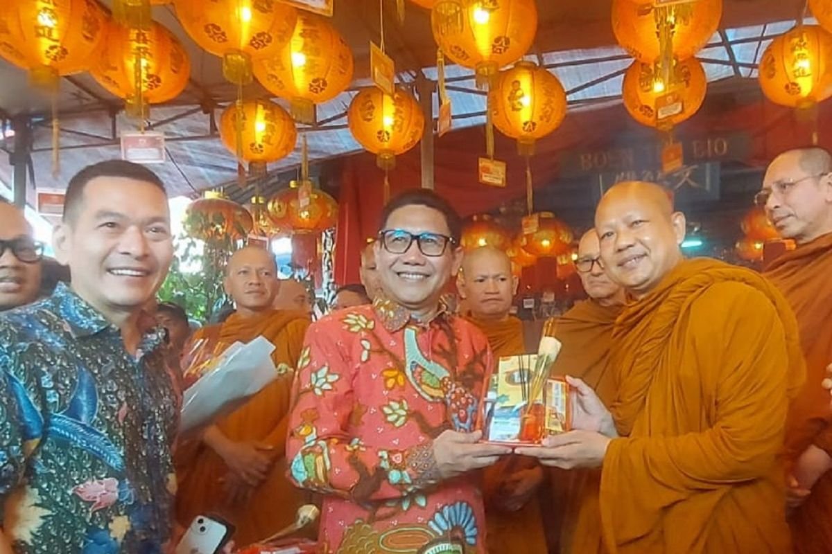 PKB: Waisak Jadi Pengingat Menanamkan Nilai Kemanusiaan Gus Dur