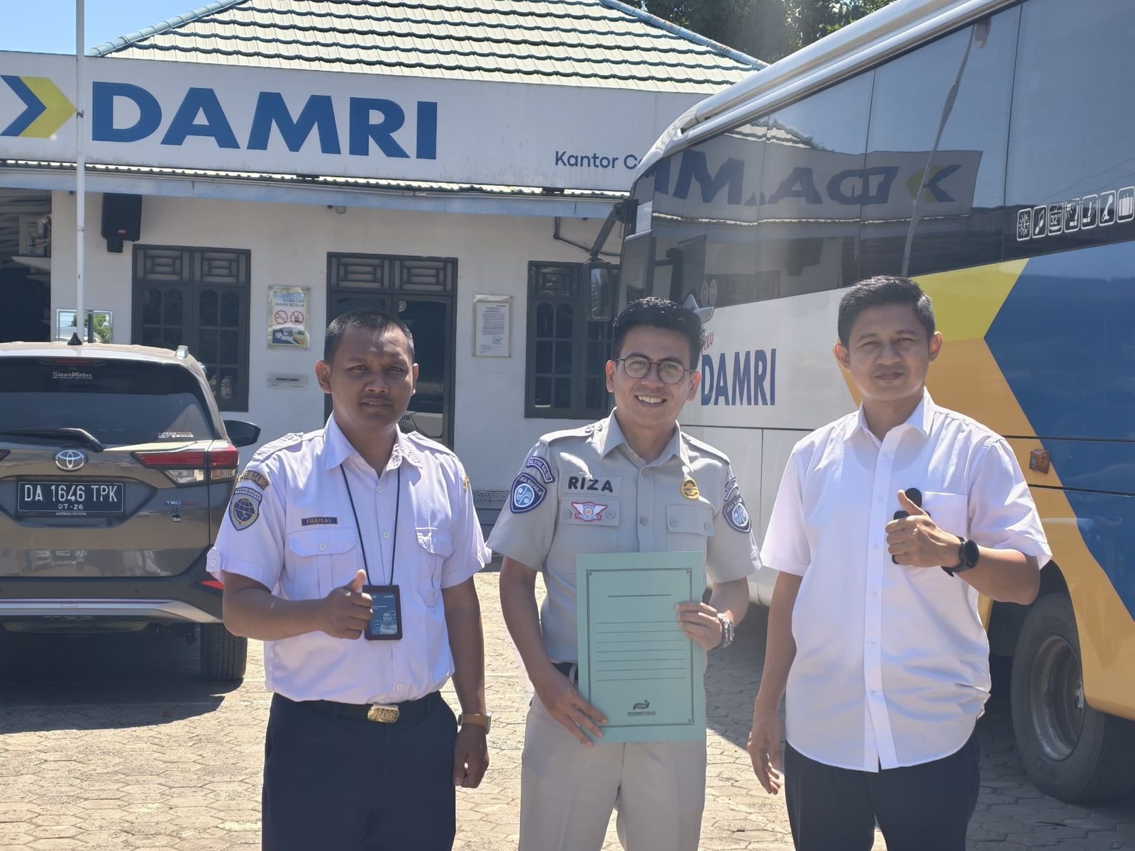 Jasa Raharja Kalsel Dukung Transportasi Publik Aman Lewat CRM Bersama DAMRI Jasa Raharja Kalsel Dukung Transportasi Publik Aman Lewat CRM Bersama DAMRI