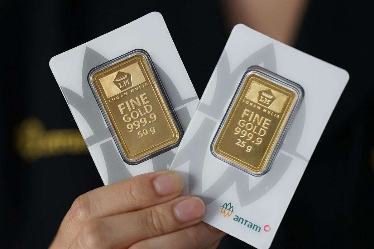 Harga Emas Antam Turun Rp5.000, Kini Jadi Rp2,764 Juta per Gram