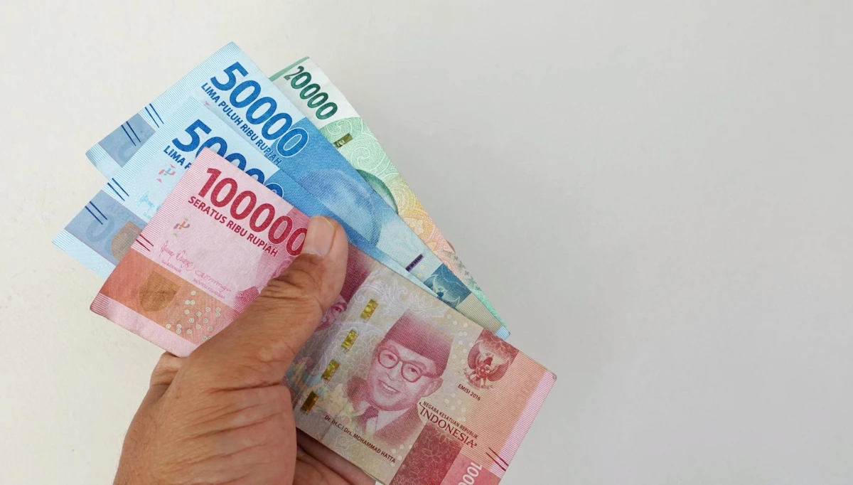 Rupiah Melemah ke Rp17.405 per Dolar AS pada Perdagangan Selasa