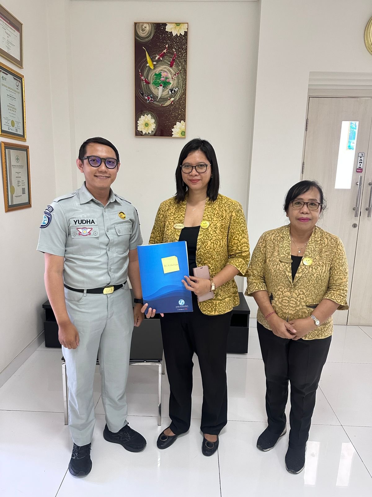 Jasa Raharja Bali Perkuat Sinergi dengan RS Famili Husada Melalui Penyerahan PKS Jasa Raharja Bali Perkuat Sinergi dengan RS Famili Husada Melalui Penyerahan PKS
