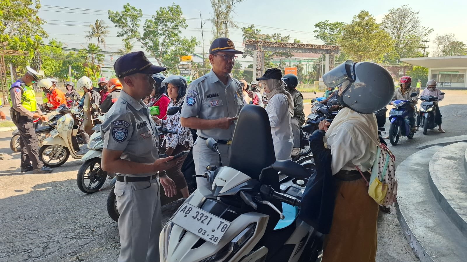 Ramp Check di Terminal Giwangan, Tim Gabungan Pastikan Kelaikan Bus dan Keselamatan Penumpang Ramp Check di Terminal Giwangan, Tim Gabungan Pastikan Kelaikan Bus dan Keselamatan Penumpang