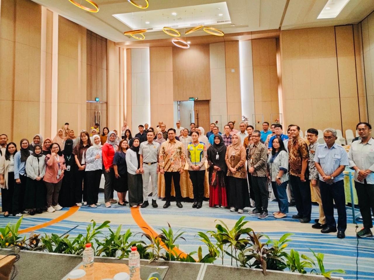 Jasa Raharja Bekasi Hadiri Forum Komunikasi Peserta BPJS Ketenagakerjaan Perkuat Sinergi Perlindungan Pekerja Jasa Raharja Bekasi Hadiri Forum Komunikasi Peserta BPJS Ketenagakerjaan Perkuat Sinergi Perlindungan Pekerja