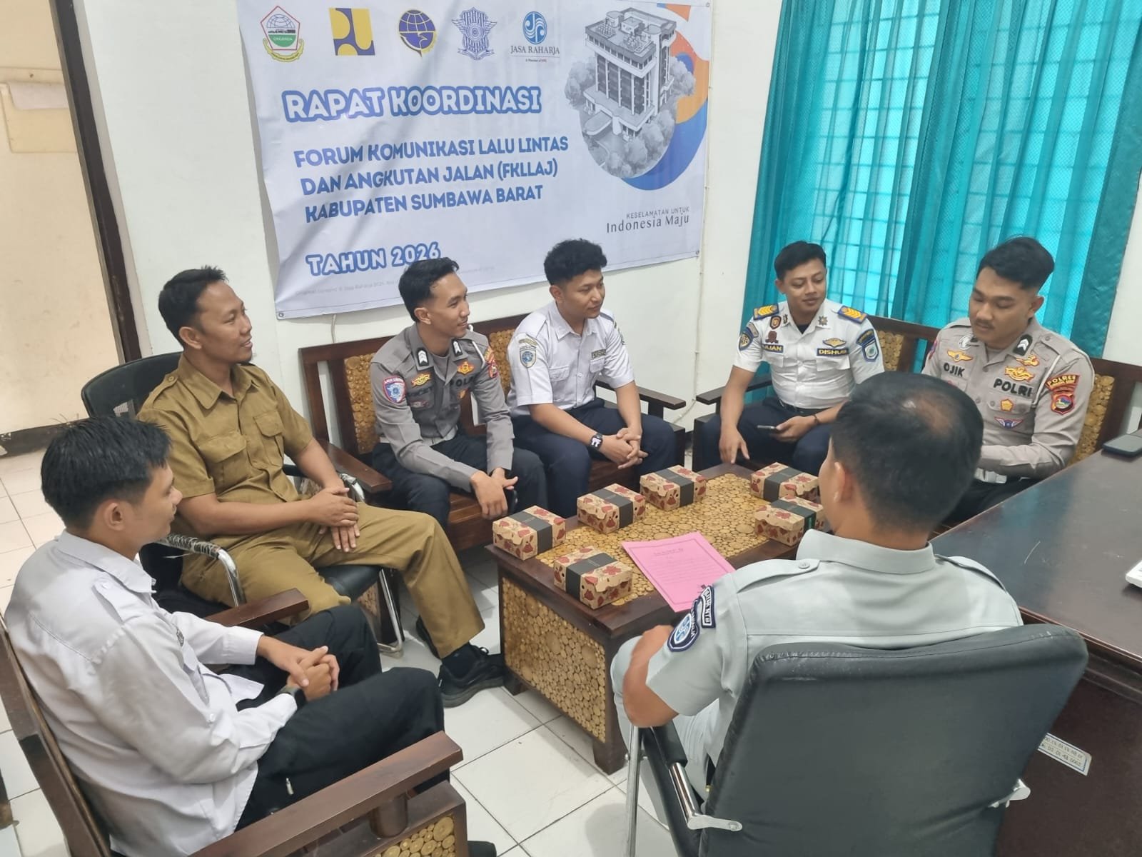 Perkuat Sinergi Keselamatan, Jasa Raharja Cabang Sumbawa Laksanakan FKLL Bersama Mitra