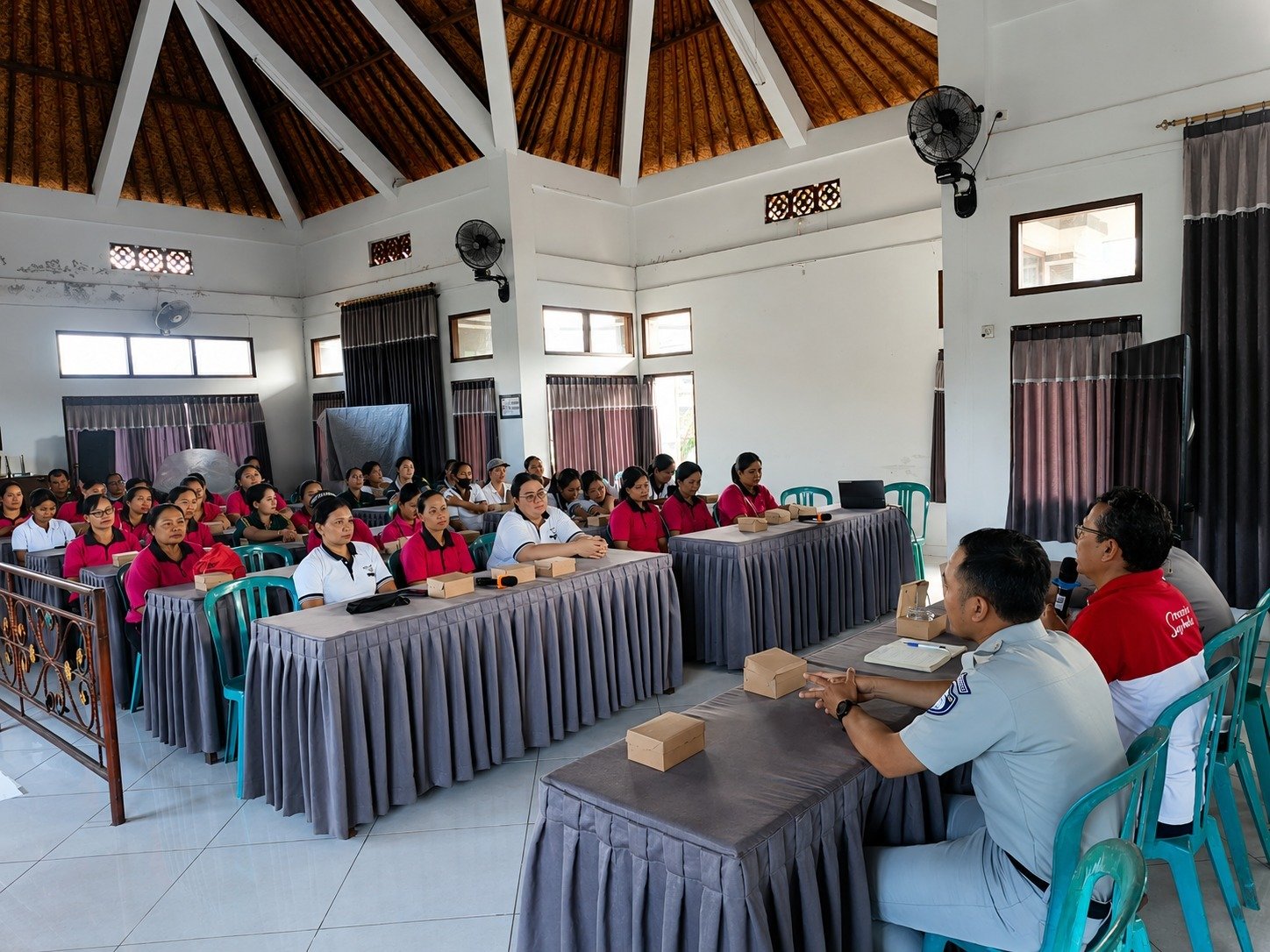 Jasa Raharja Karangasem dan Satlantas Gencarkan Edukasi Keselamatan Berkendara di Desa Sengkidu Jasa Raharja Karangasem dan Satlantas Gencarkan Edukasi Keselamatan Berkendara di Desa Sengkidu