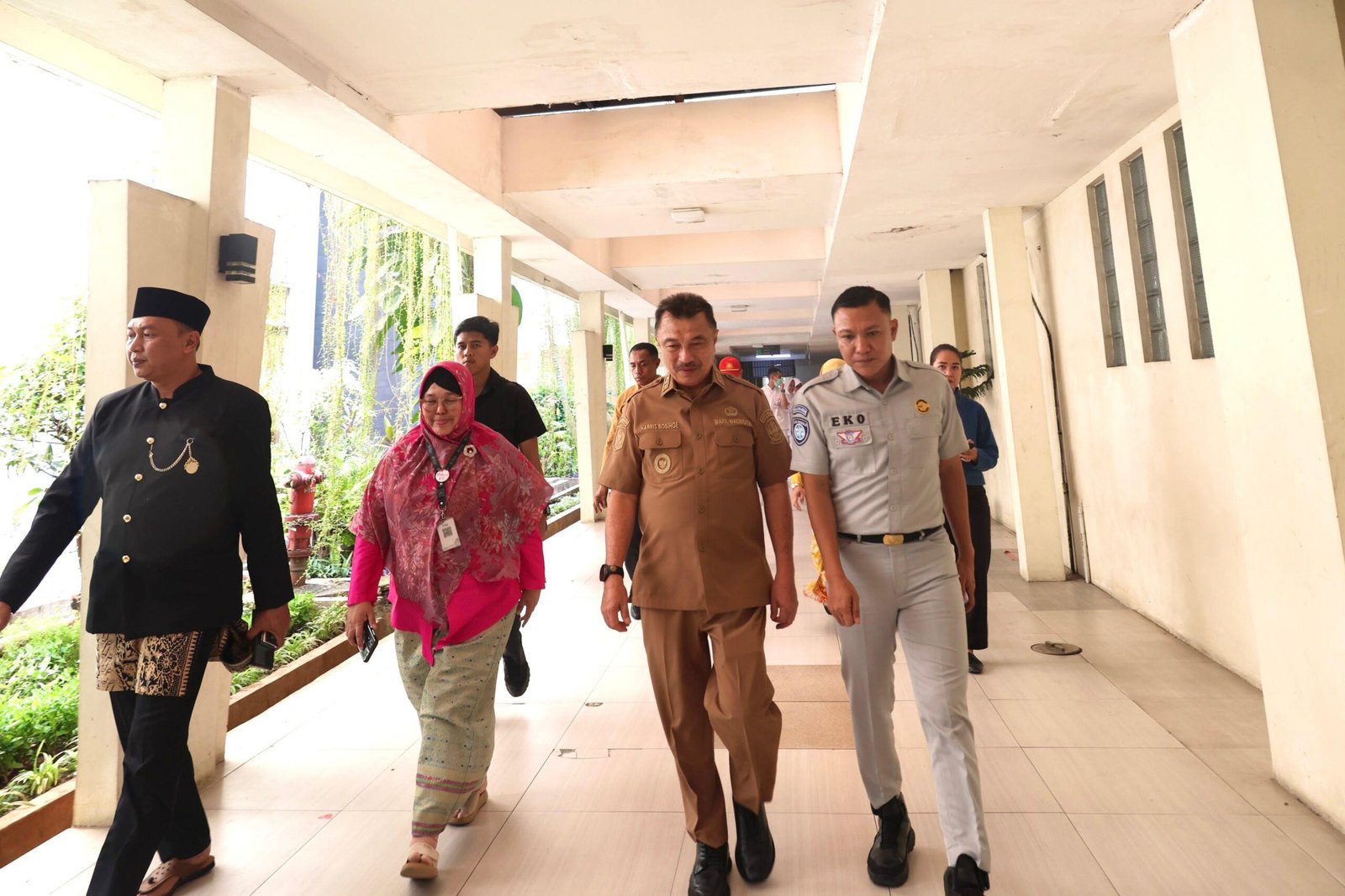 Kecelakaan Lalu Lintas Di Simpang Unisma, Jalan Cut Mutia, Bekasi Timur