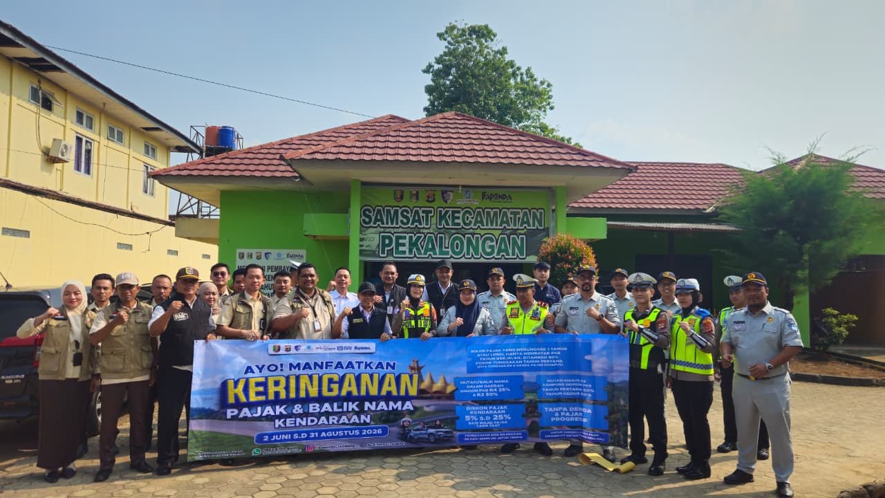 Operasi Gabungan di Lampung Timur, Jasa Raharja dan Mitra Samsat Sosialisasikan Program Keringanan Pajak Operasi Gabungan di Lampung Timur, Jasa Raharja dan Mitra Samsat Sosialisasikan Program Keringanan Pajak