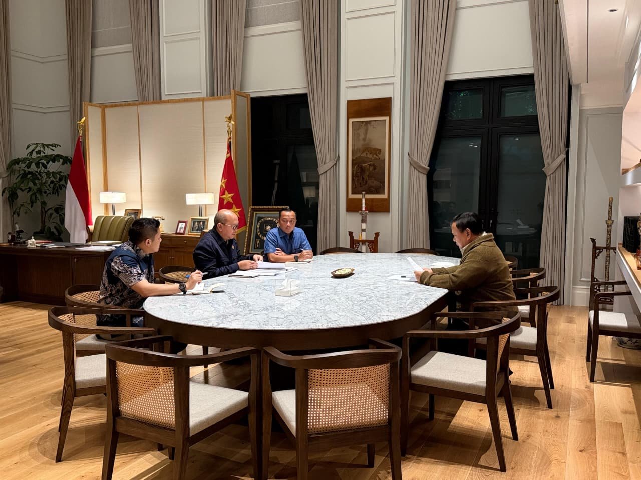 Danantara Dorong Pengelolaan Aset Negara Lebih Optimal, Prabowo Bahas Sektor Ekonomi Baru Danantara Dorong Pengelolaan Aset Negara Lebih Optimal, Prabowo Bahas Sektor Ekonomi Baru