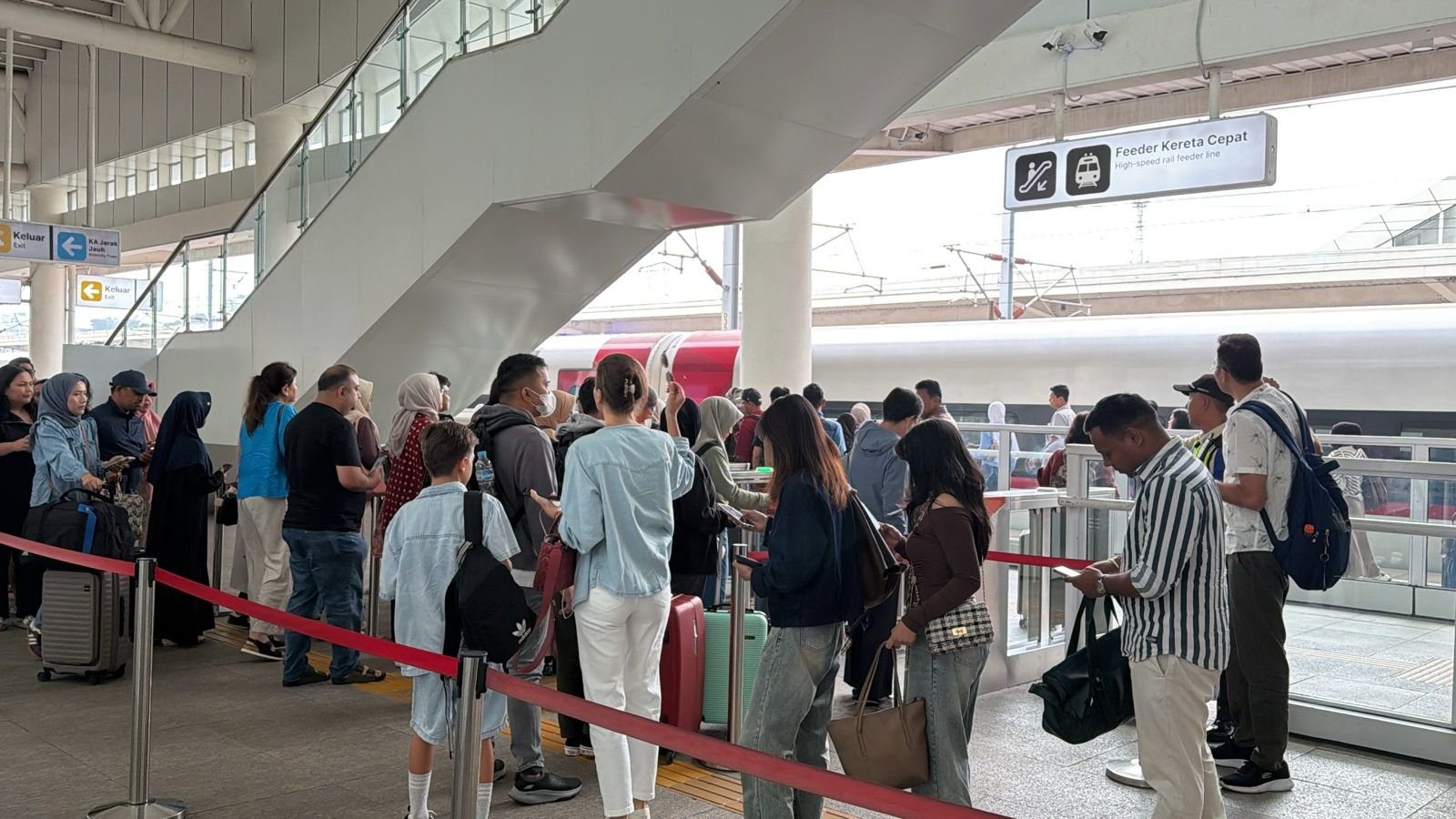 Libur Sekolah dan Tahun Baru Islam, Tiket Whoosh Mulai Rp250 Ribu